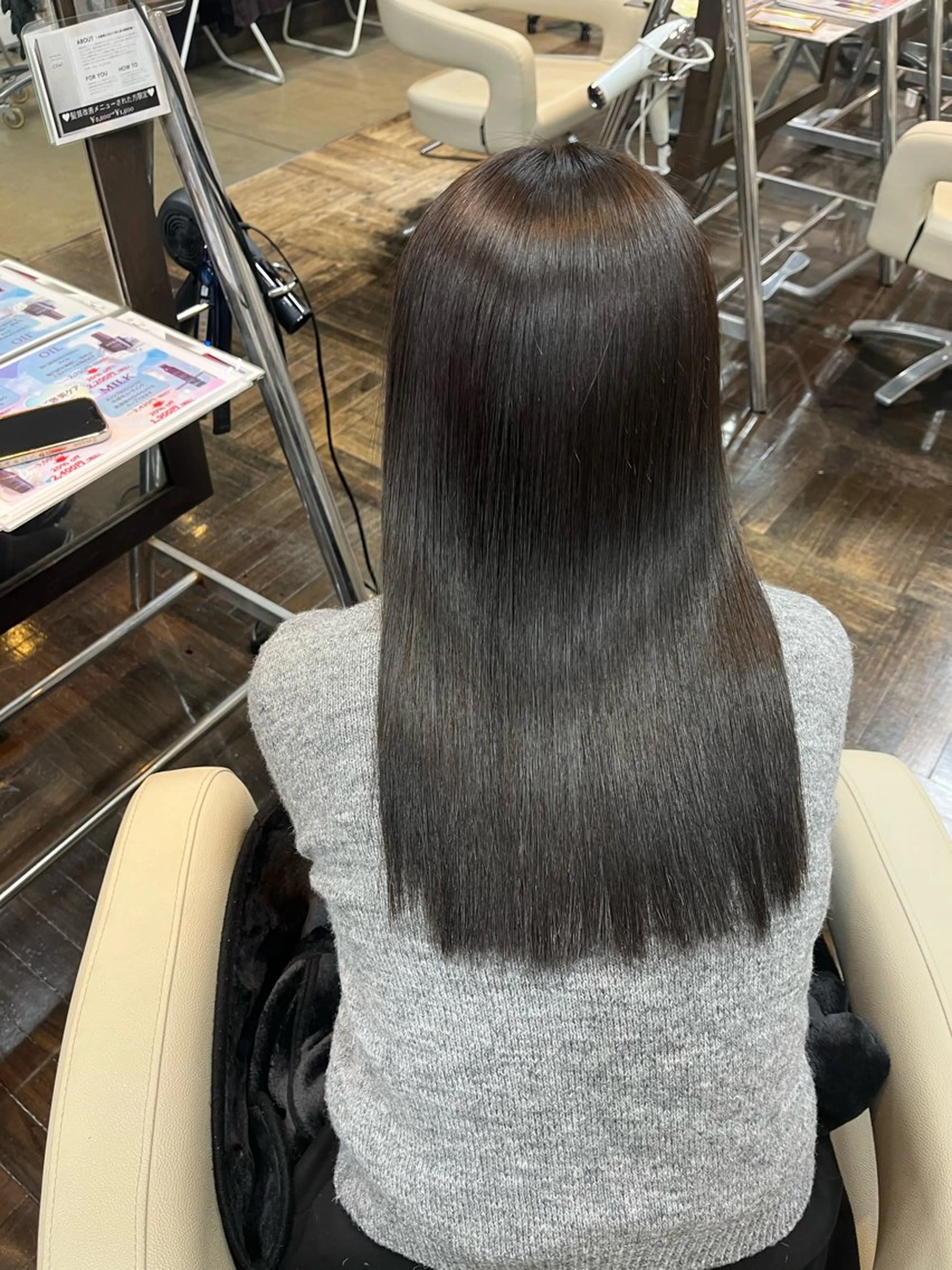 セミロング カラー AVANCE北花田店所属・佐藤 楓夏のヘアスタイル