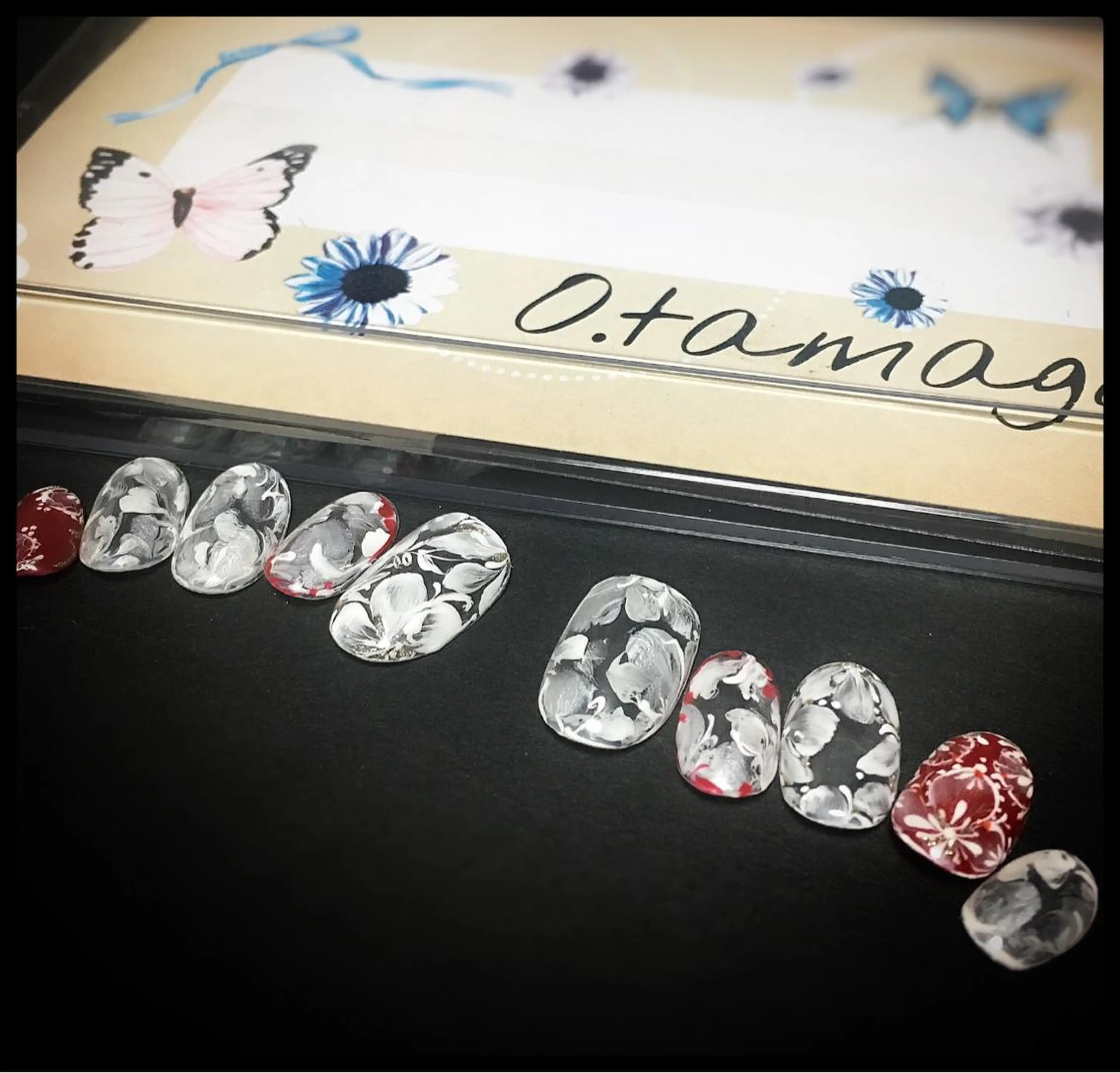 ネイル ネイルチップ ブライダルネイル ARTスクールサロン お・タマゴのネイルデザイン