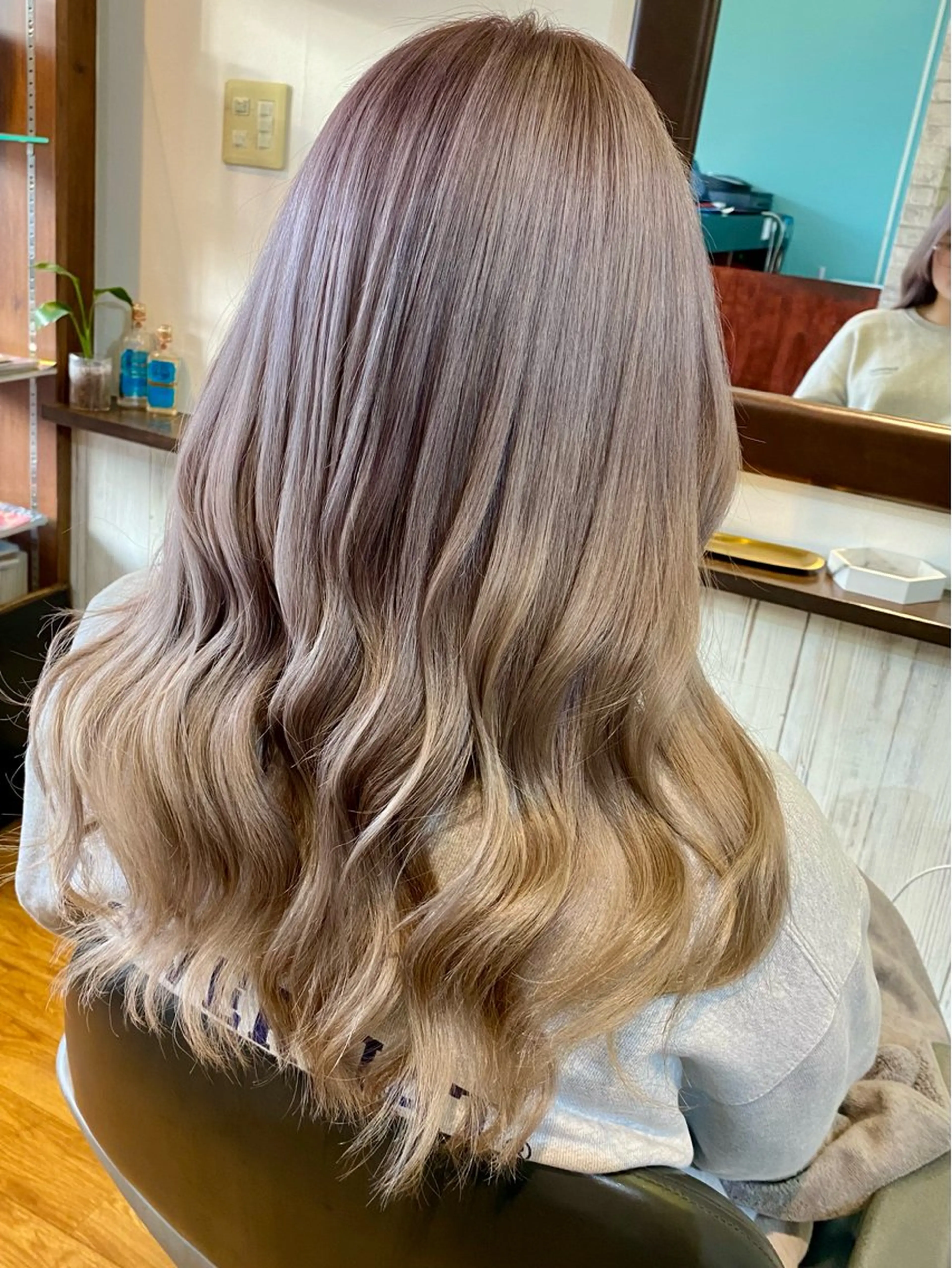 ロング ボブ ハイライト 髪質改善 S. RYUTAのヘアスタイル