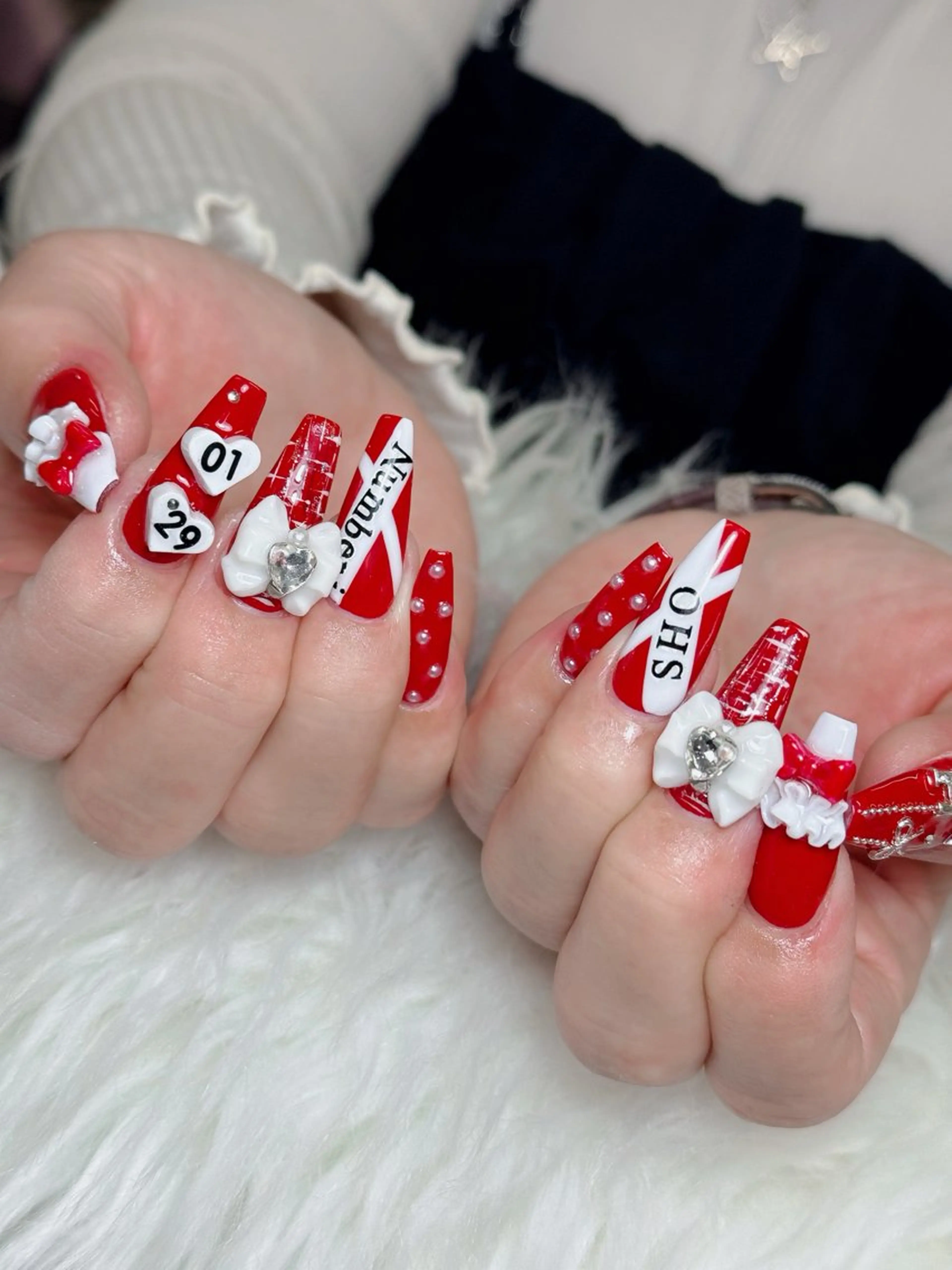 ネイル オーロラネイル チークネイル フットネイル フレンチネイル ハロウィン ハンドネイル Lumi Nail 新大久保3‘のネイルデザイン