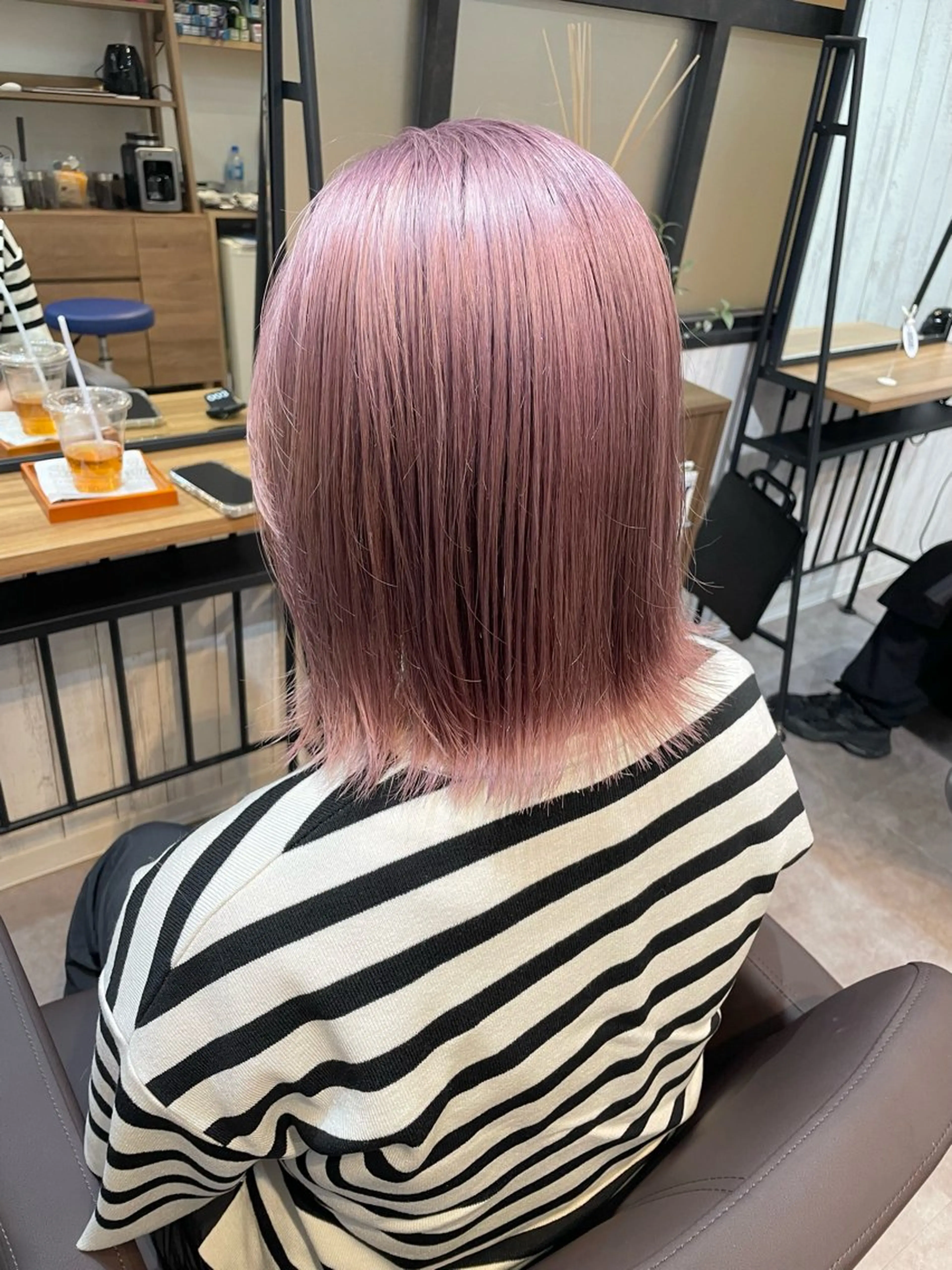 ミディアム ヘアカラー ブリーチ特化🎖️ピ ンクカラー高橋さやかのヘアスタイル