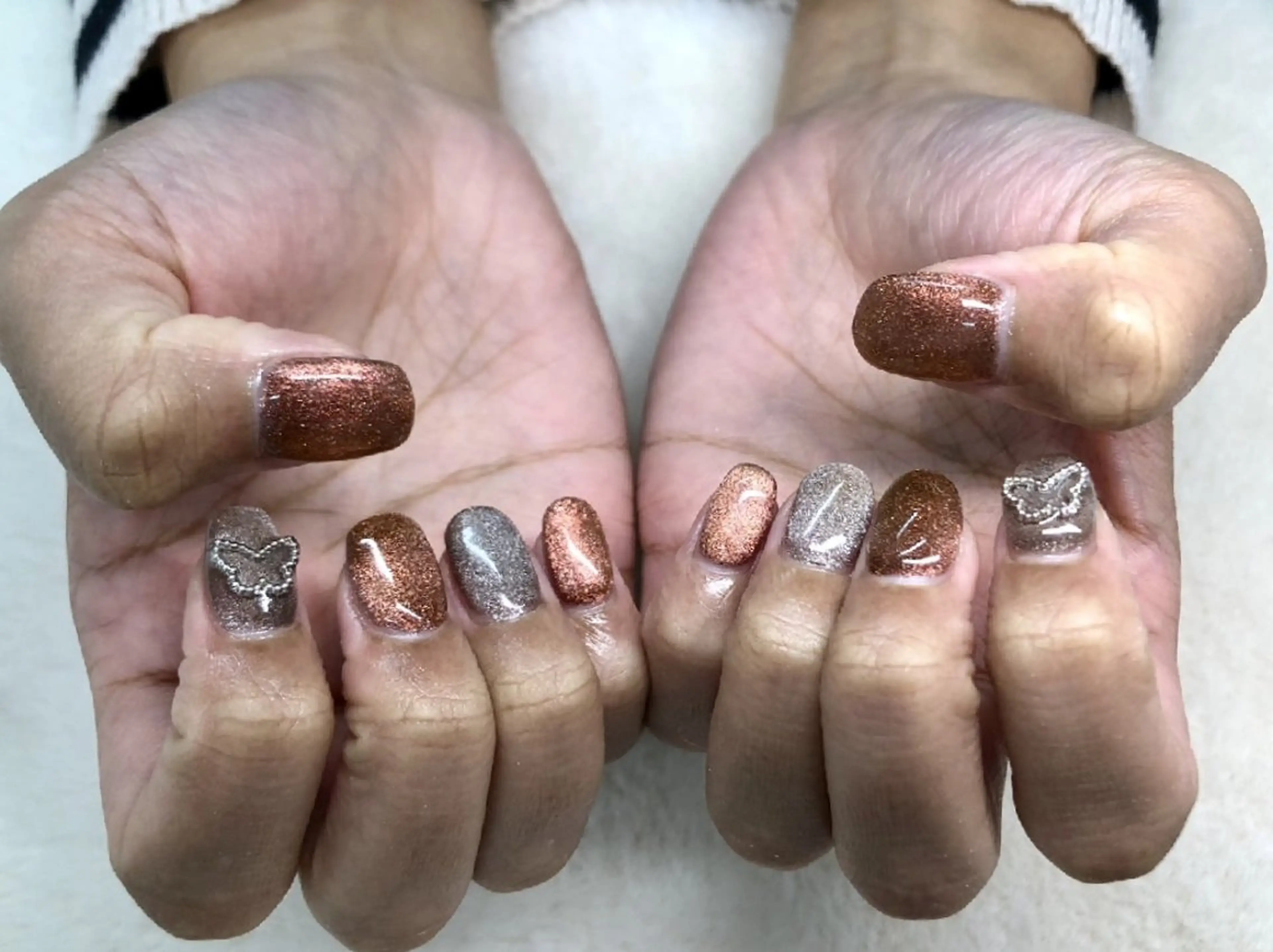 ネイル カジュアル マグネットネイル ハンドネイル ハンドケア 心斎橋Salon Epokkuのネイルデザイン