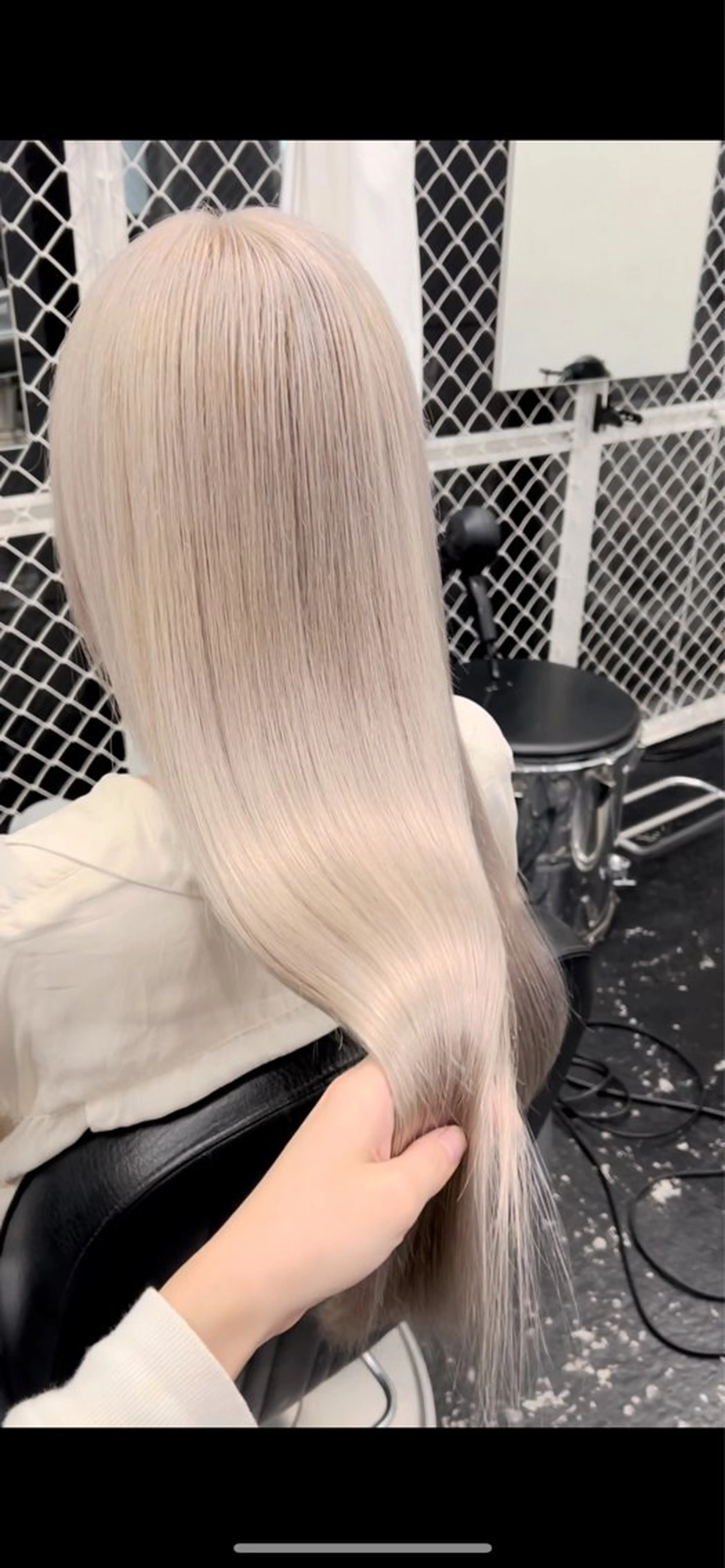 セミロング カラー ヘアカラー トリートメント HARU//原宿🤍 リピート率NO.1のヘアスタイル