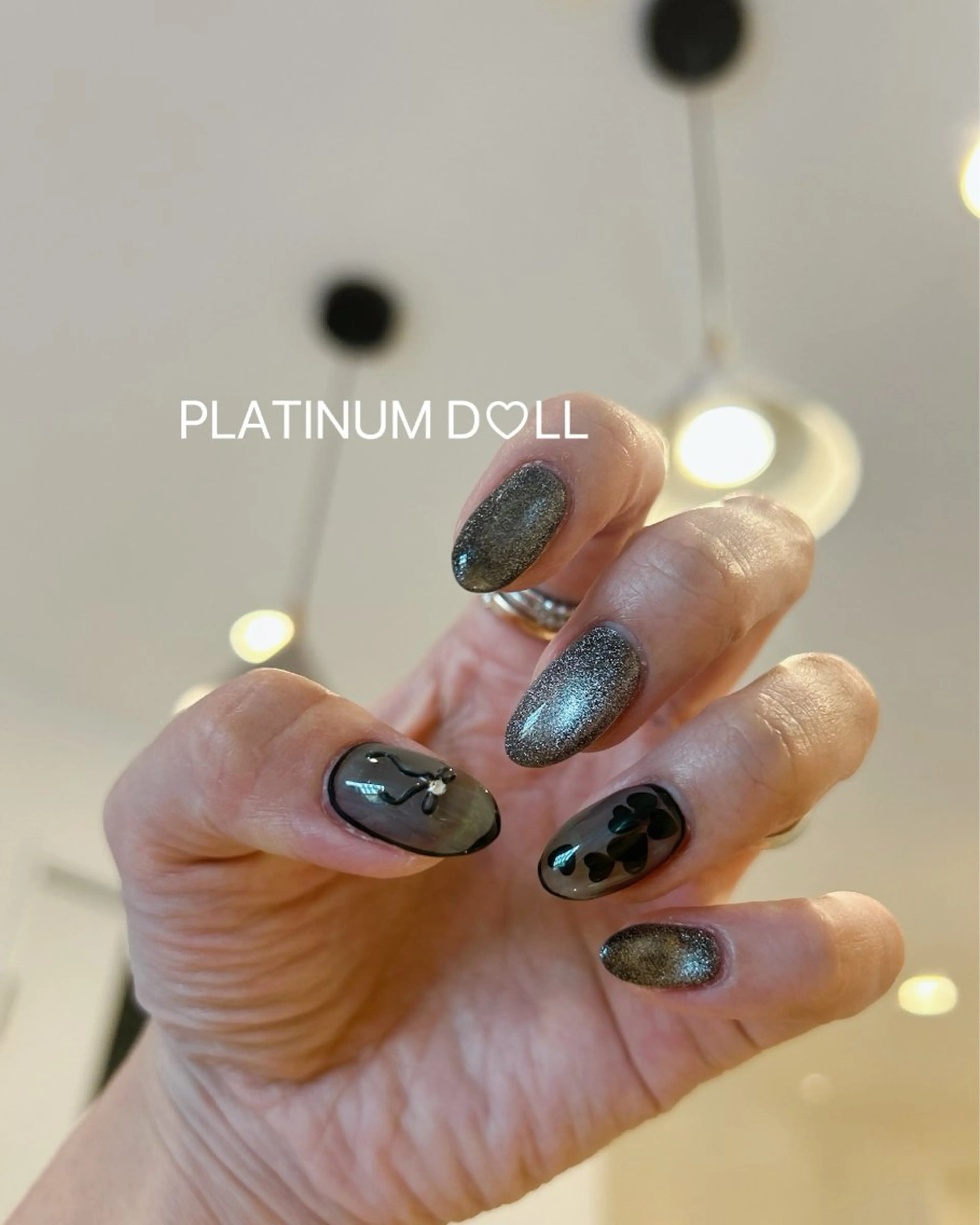 ネイル フットネイル グラデーション キラキラネイル 韓国ネイル マグネットネイル ハンドネイル 🎀大人nail /NOISMはな🎀のネイルデザイン