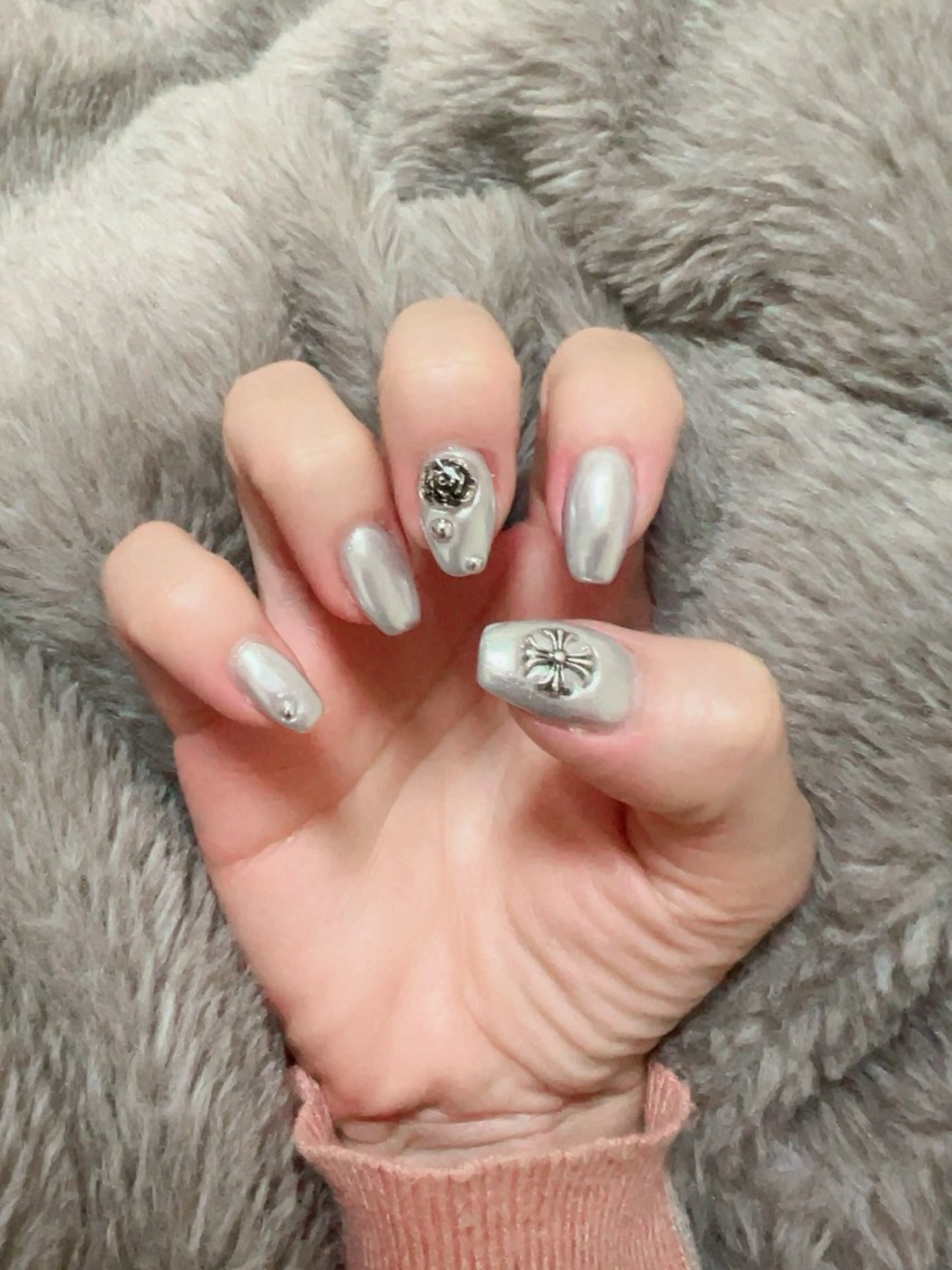 ネイル グラデーション キラキラネイル ピンク ハンドネイル フットネイル RUBY Nail 日暮里店のネイルデザイン