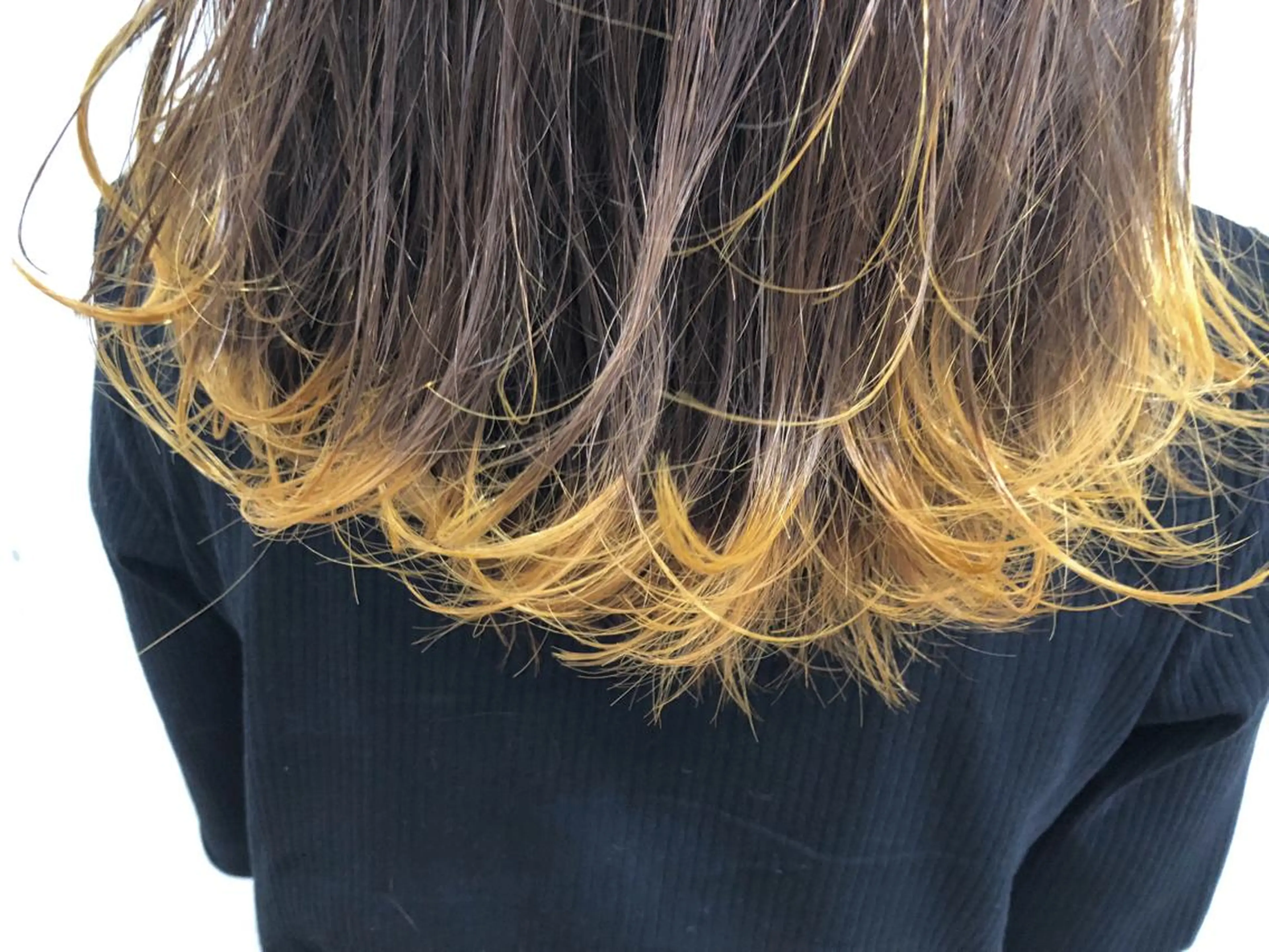 ミディアム カラー ヘアアレンジ ヘアカラー 遠藤 拓馬のヘアスタイル