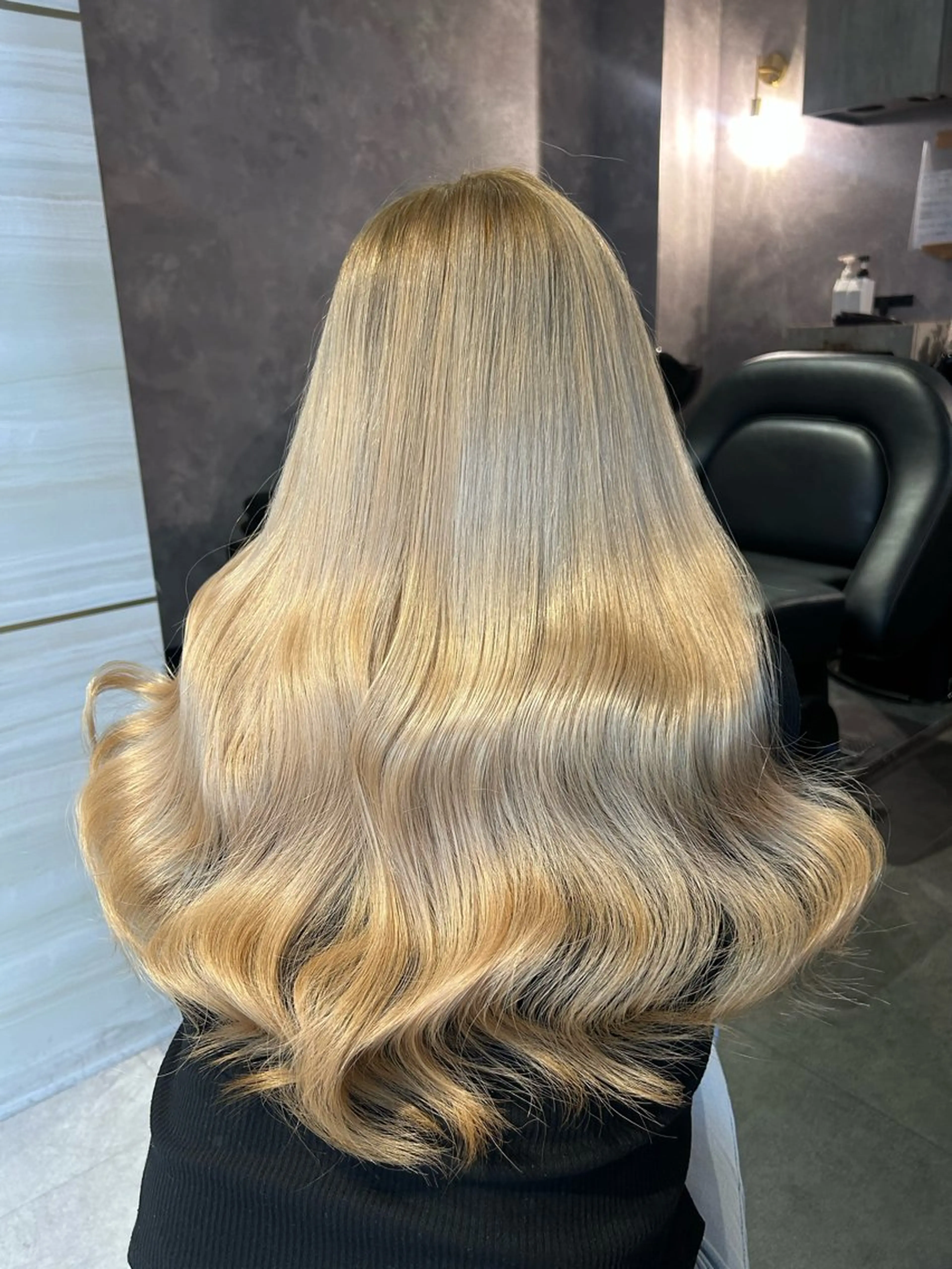 ロング elubylovis nanaseのヘアスタイル