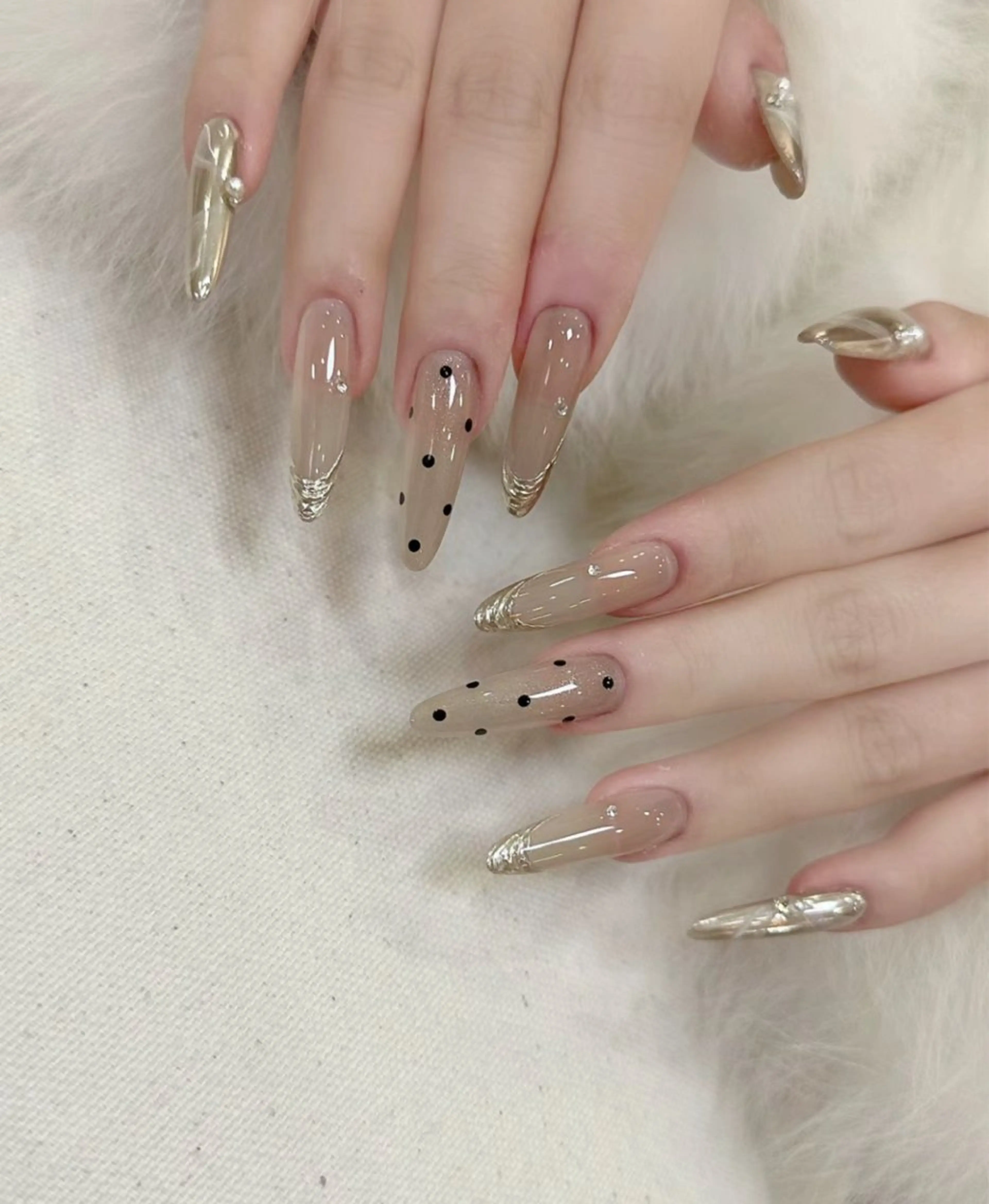 ネイル u1salon所属・ゆい ユイのネイルデザイン