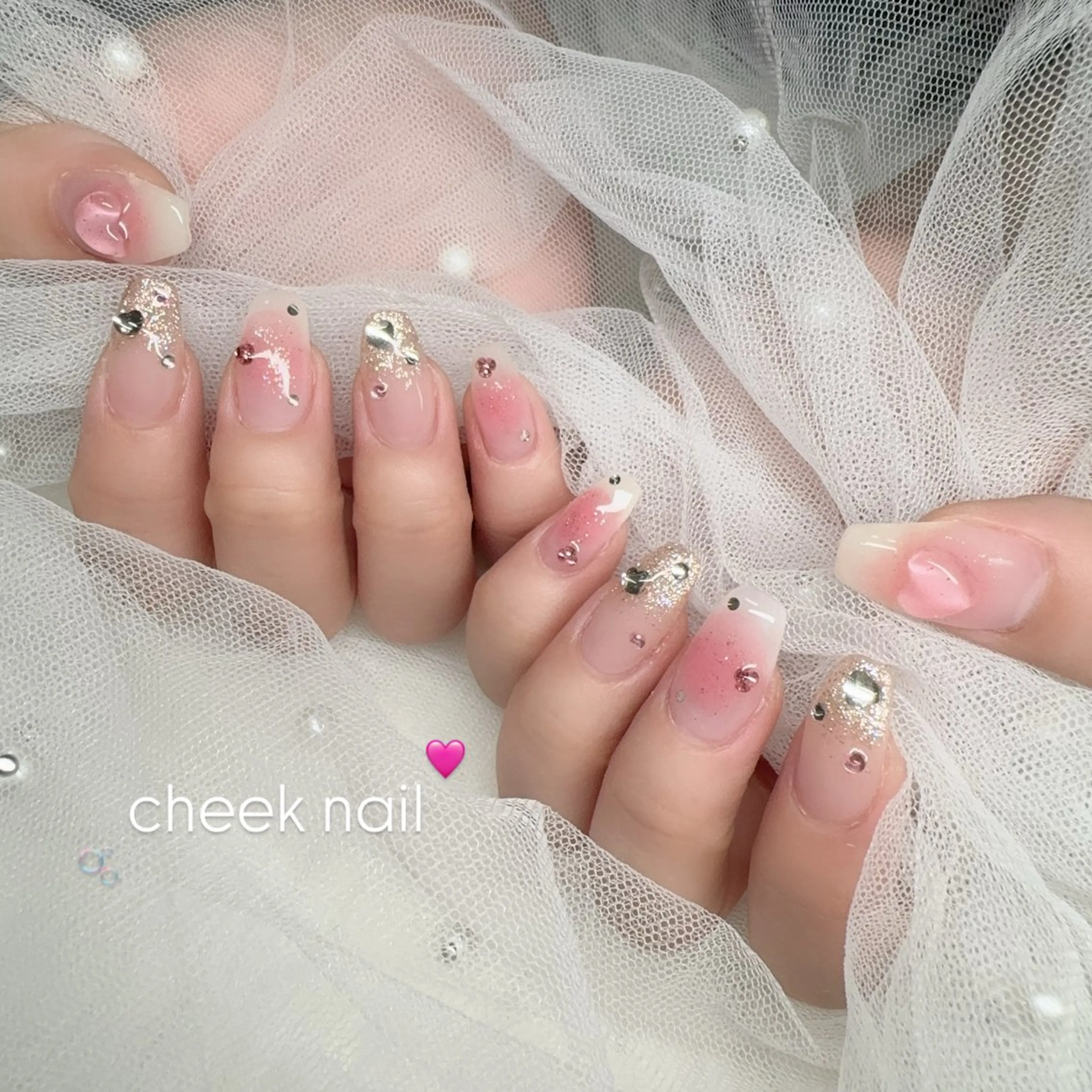 ネイル R nail.のネイルデザイン