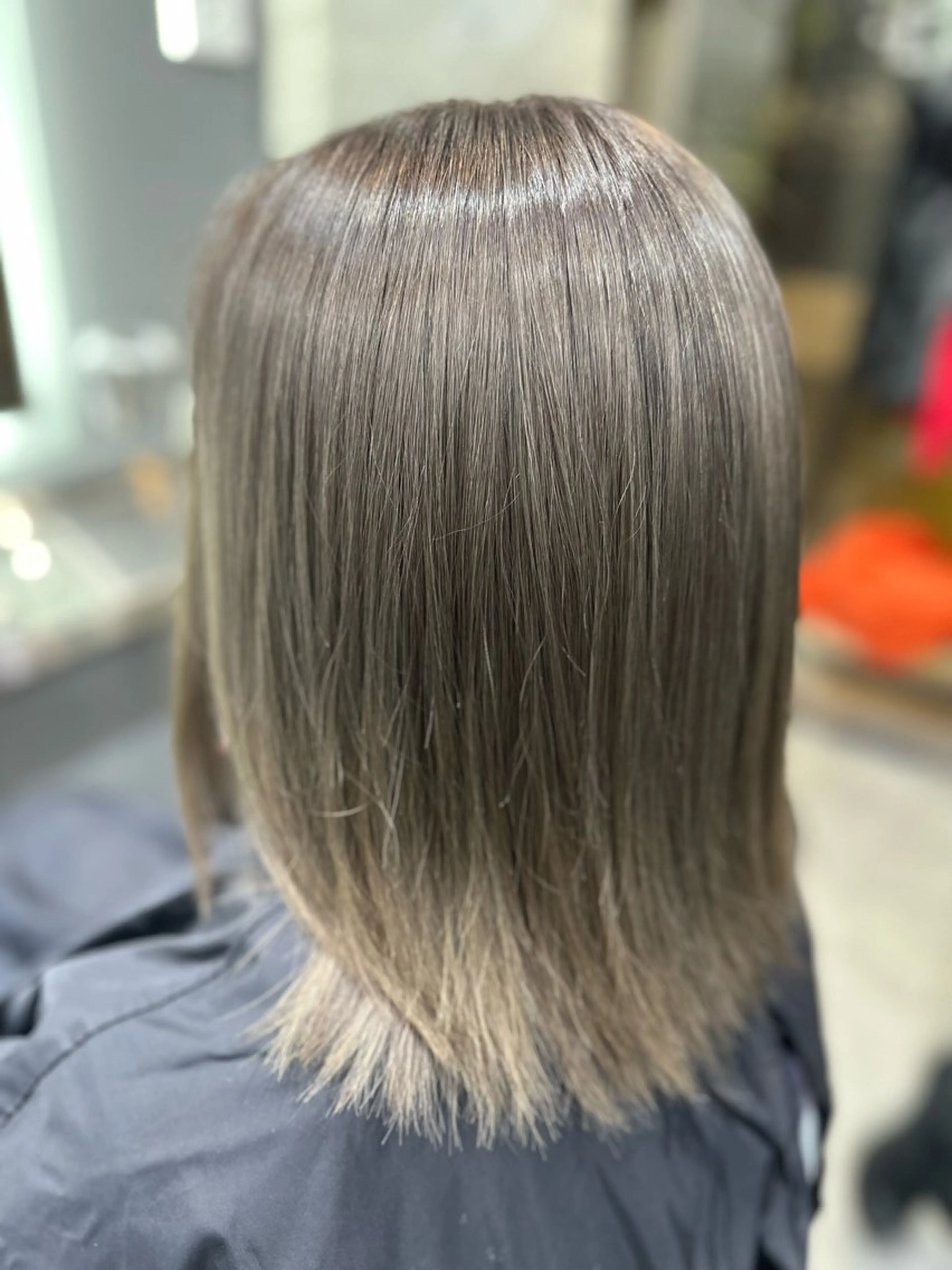 ミディアム later登戸所属・中島 芽生のヘアスタイル