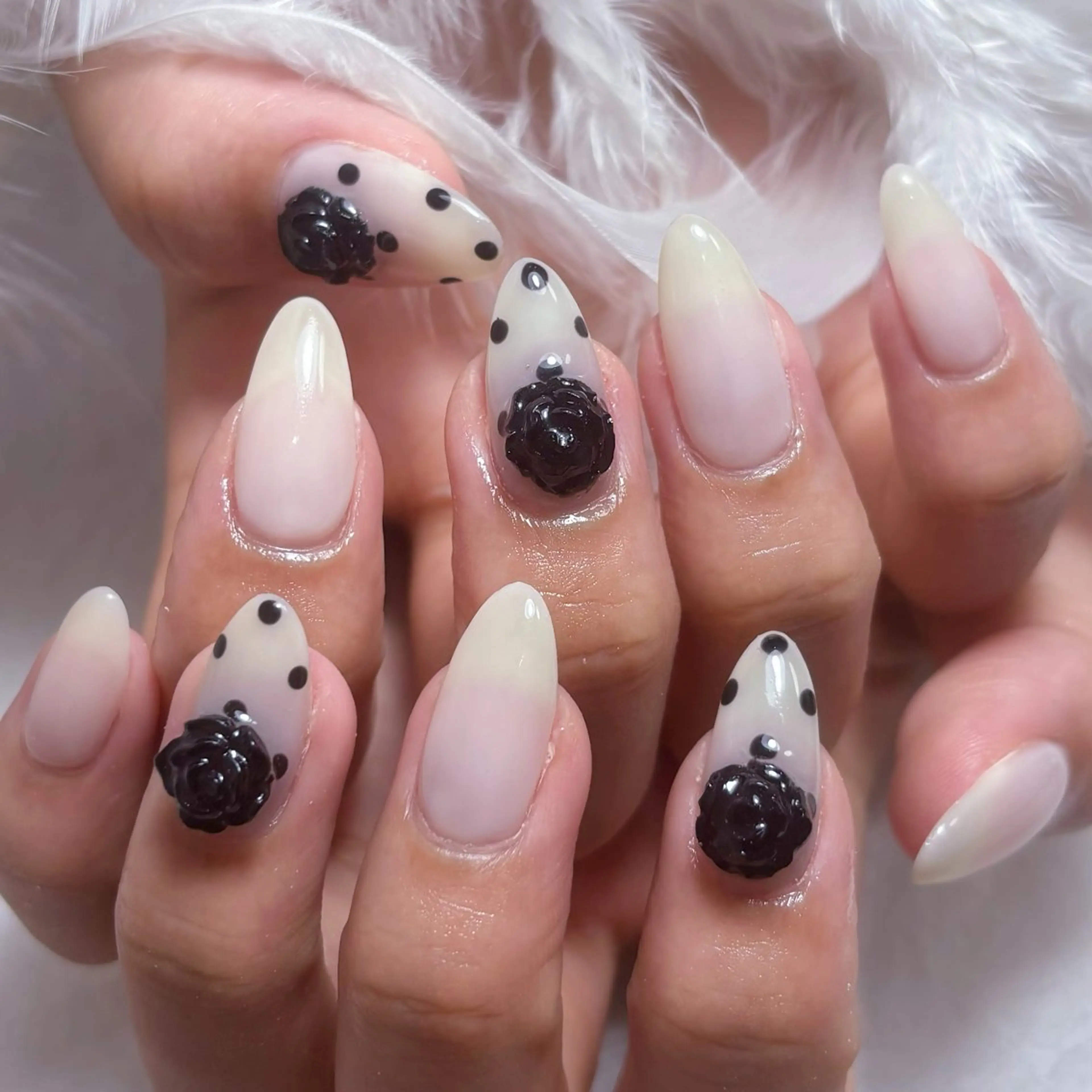 ネイル ハンドネイル ハンドケア Hana 🎗のネイルデザイン