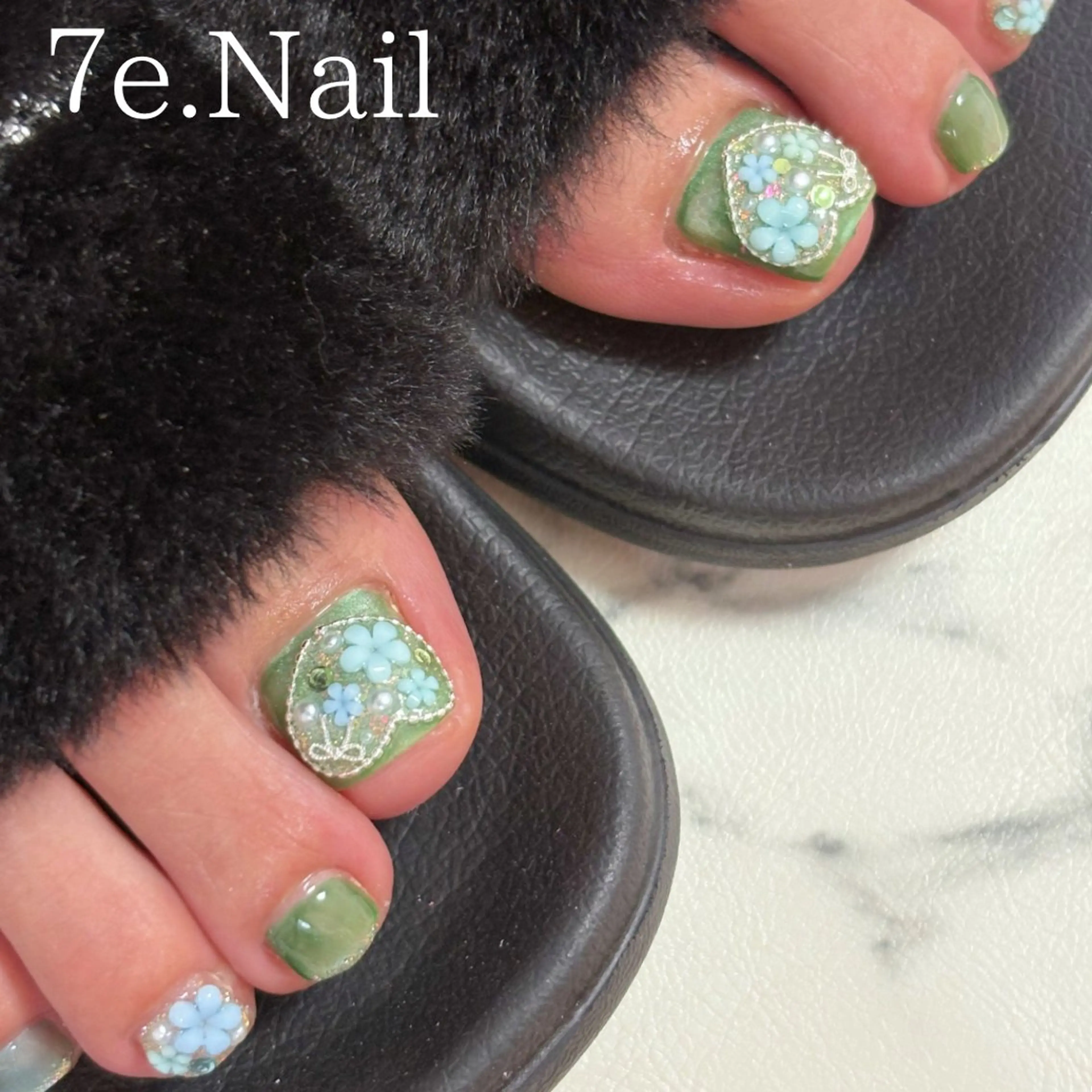 ネイル 7e. Nailのネイルデザイン