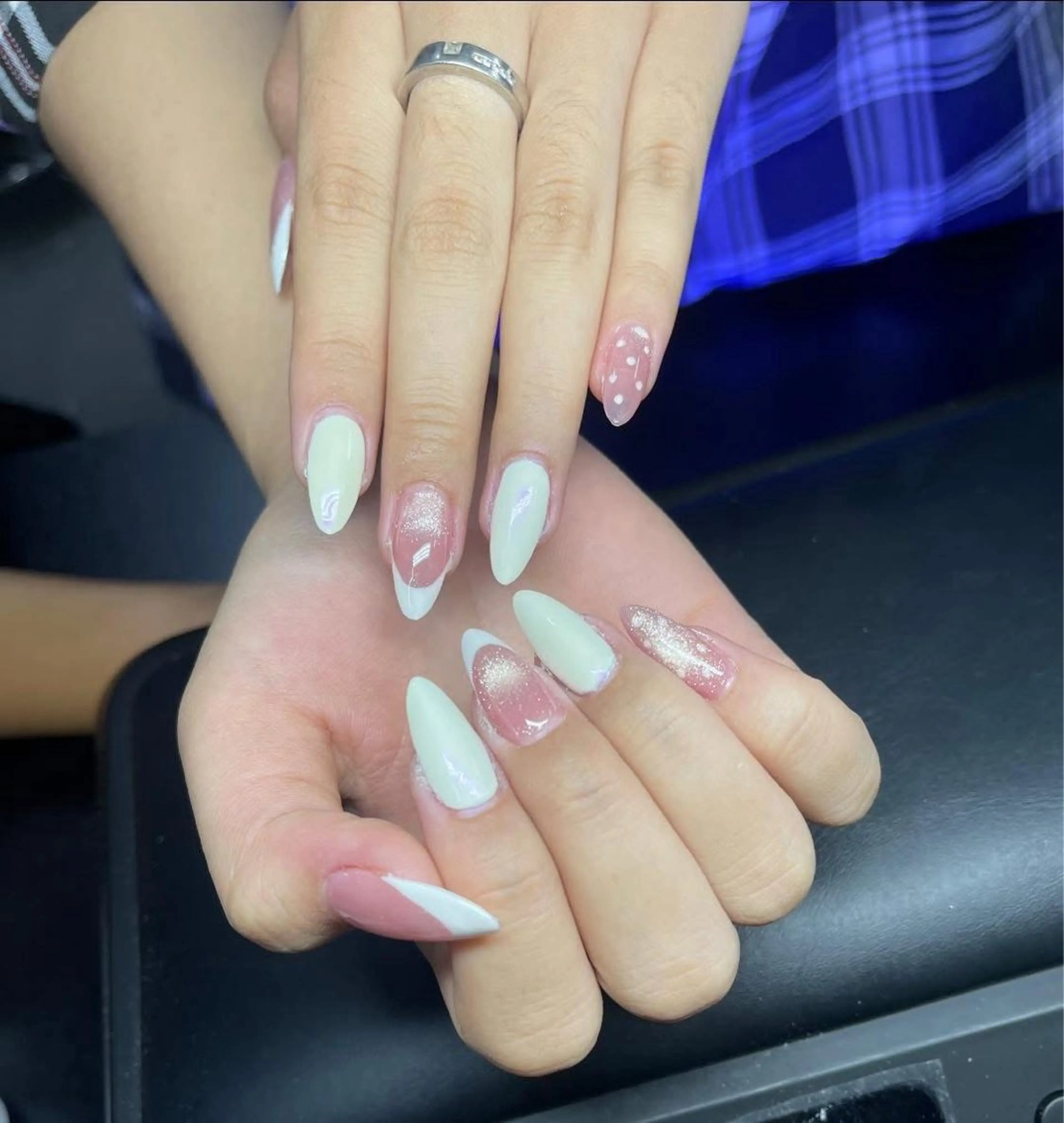 ネイル アートネイル フレンチネイル ジェルネイル グラデーション 韓国ネイル 村中 ハナのネイルデザイン