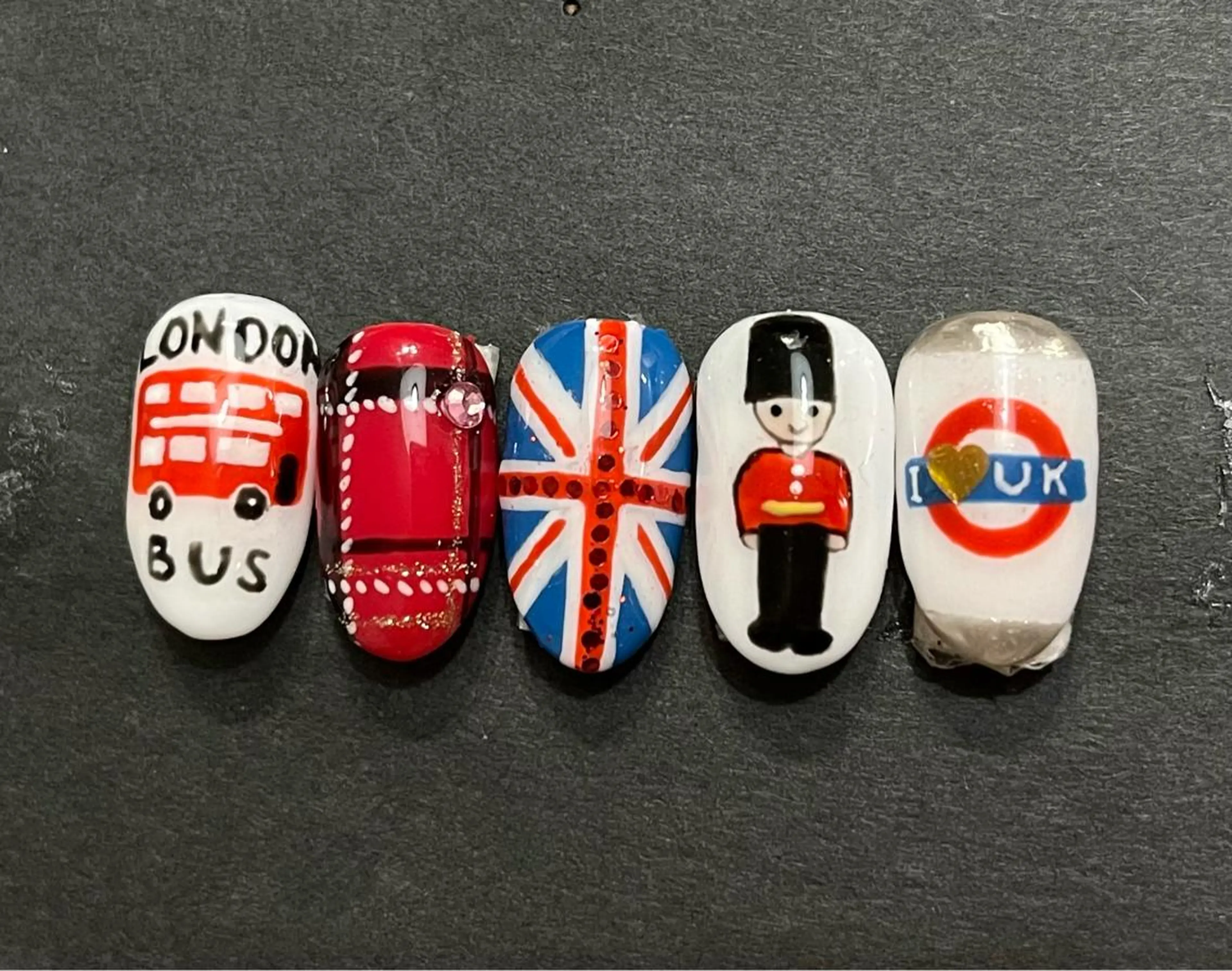 ネイル LIBERO所属・LIBERO a.kのマツエク・マツパデザイン