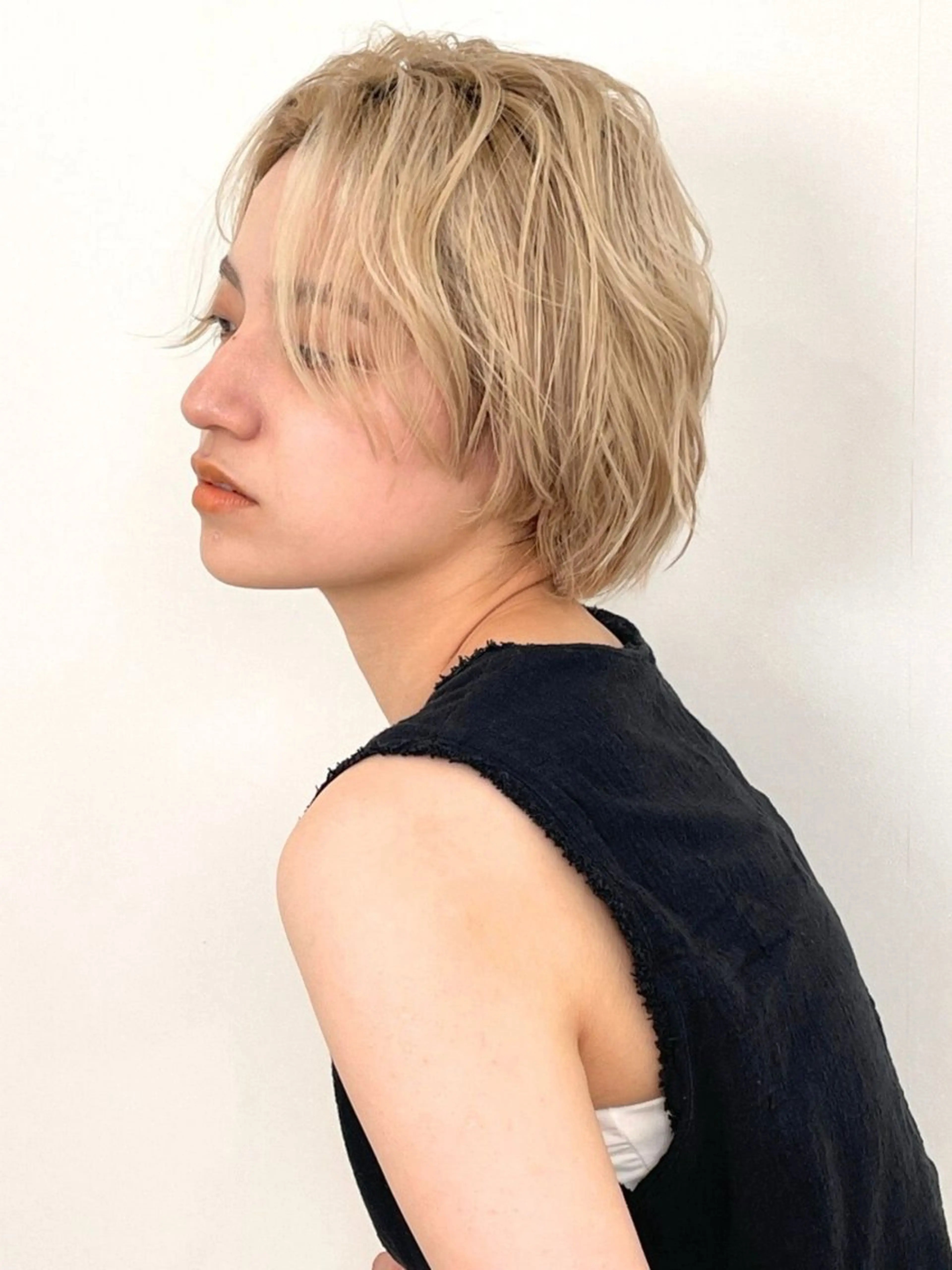 ショート カラー 森 亜紗美のヘアスタイル