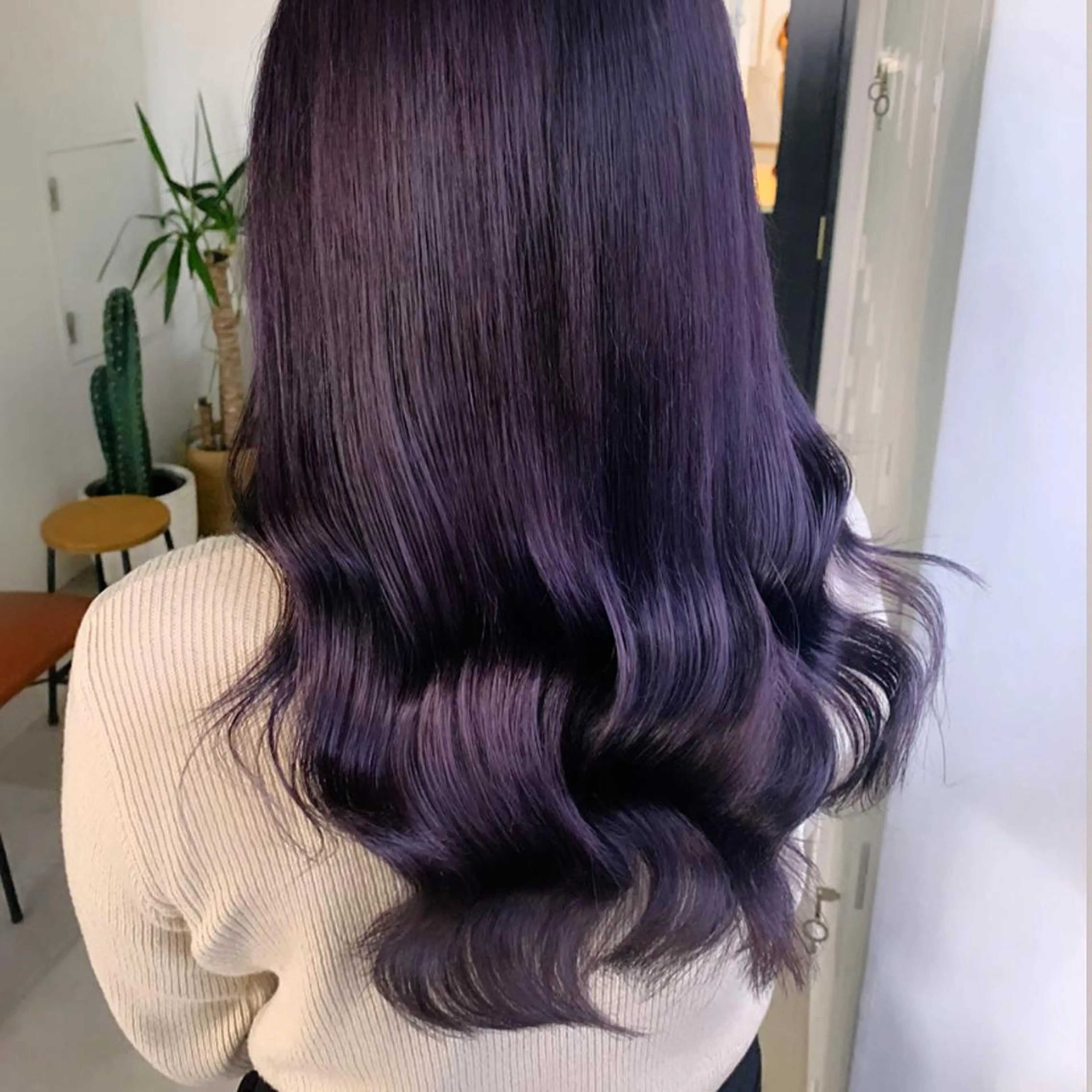 セミロング カラー パープルカラー バイオレットカラー ヘアカラー トリートメント FRAME+spa&hair roomなんば駅前店所属・🌸MAYU🌸 ハイトーン➕レイヤーのヘアスタイル