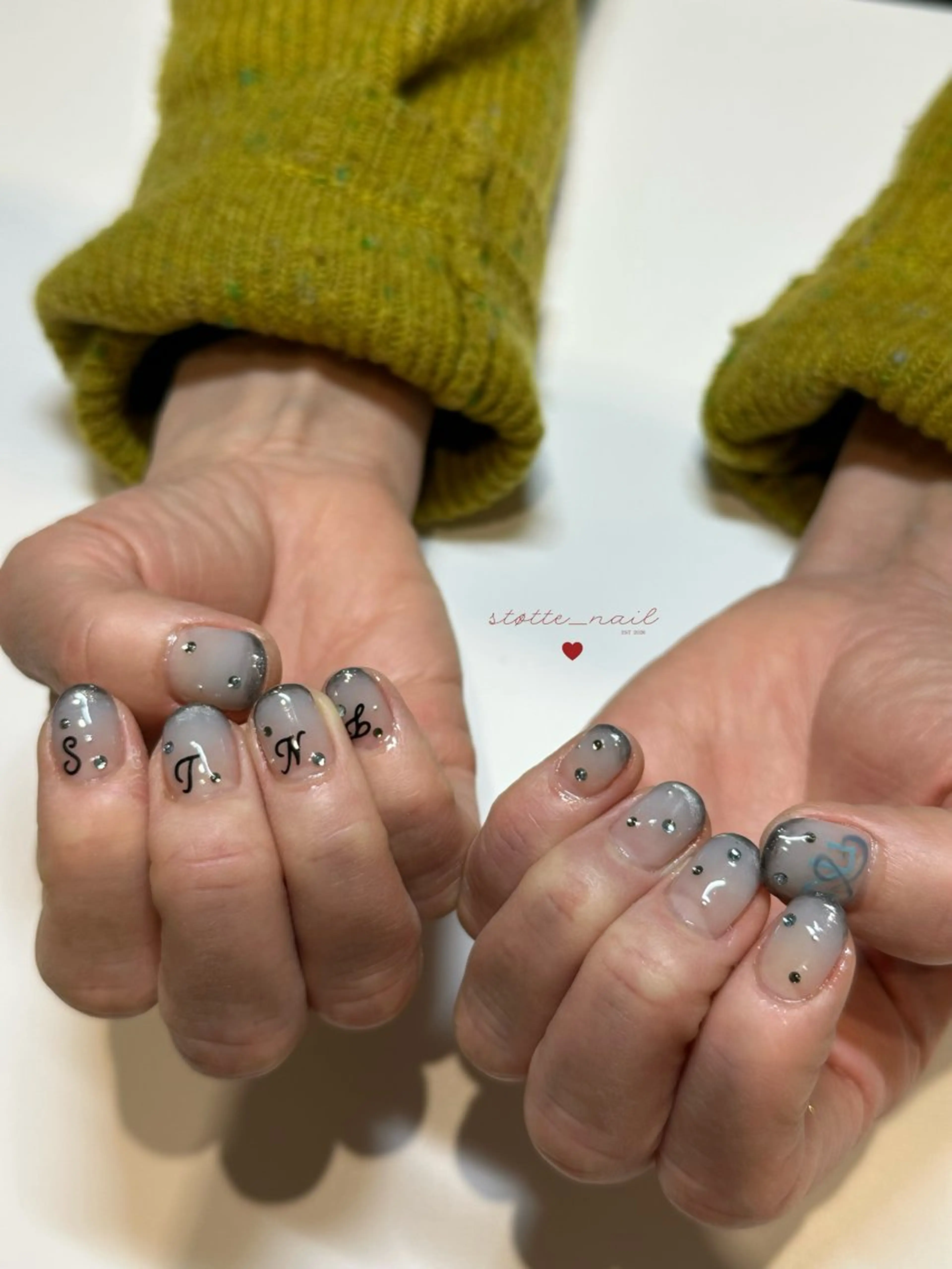 ネイル støtteNail Lihoのネイルデザイン