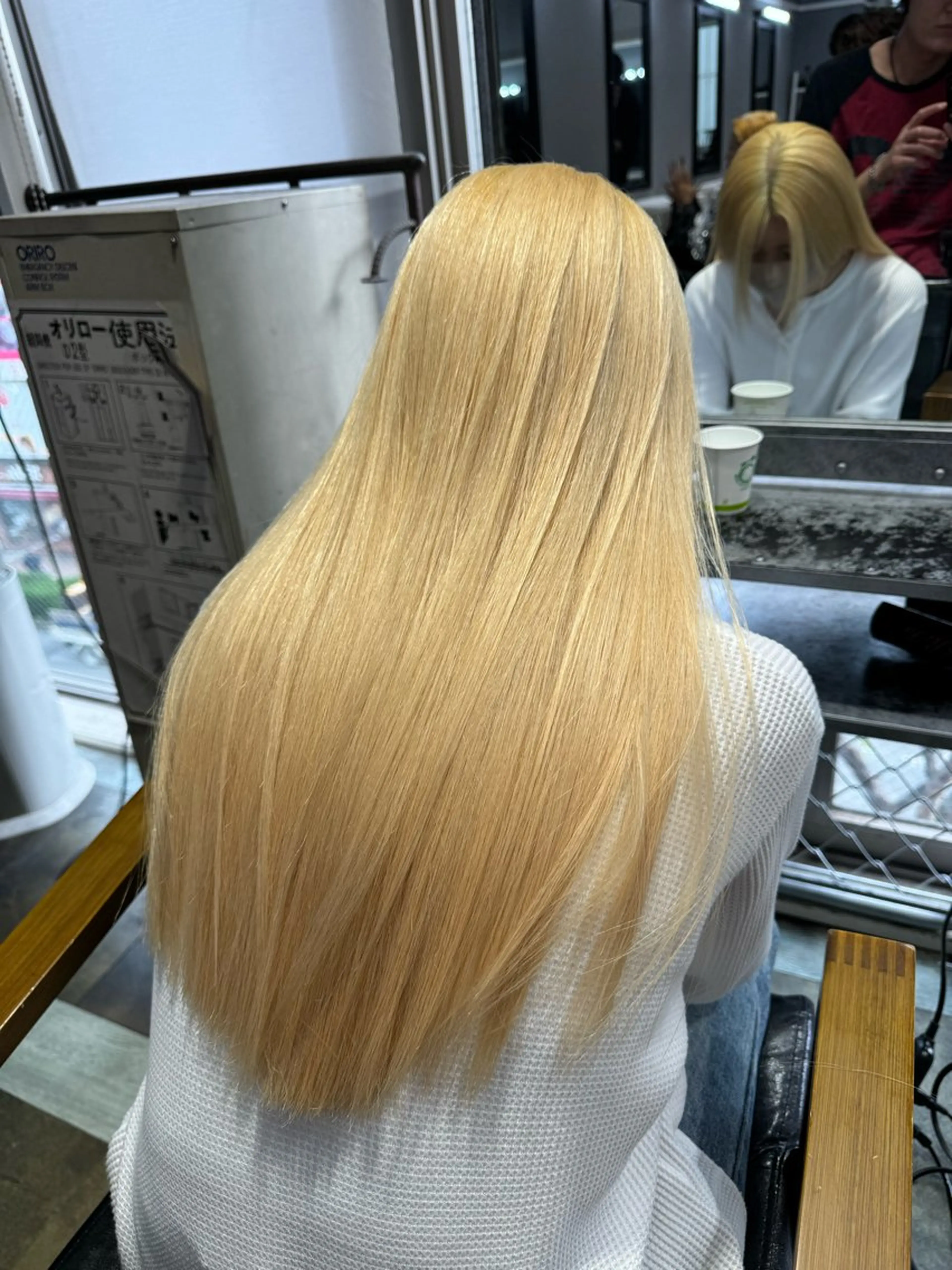 セミロング カラー dao/ミルクティー /ブラウン/ブロンドのヘアスタイル