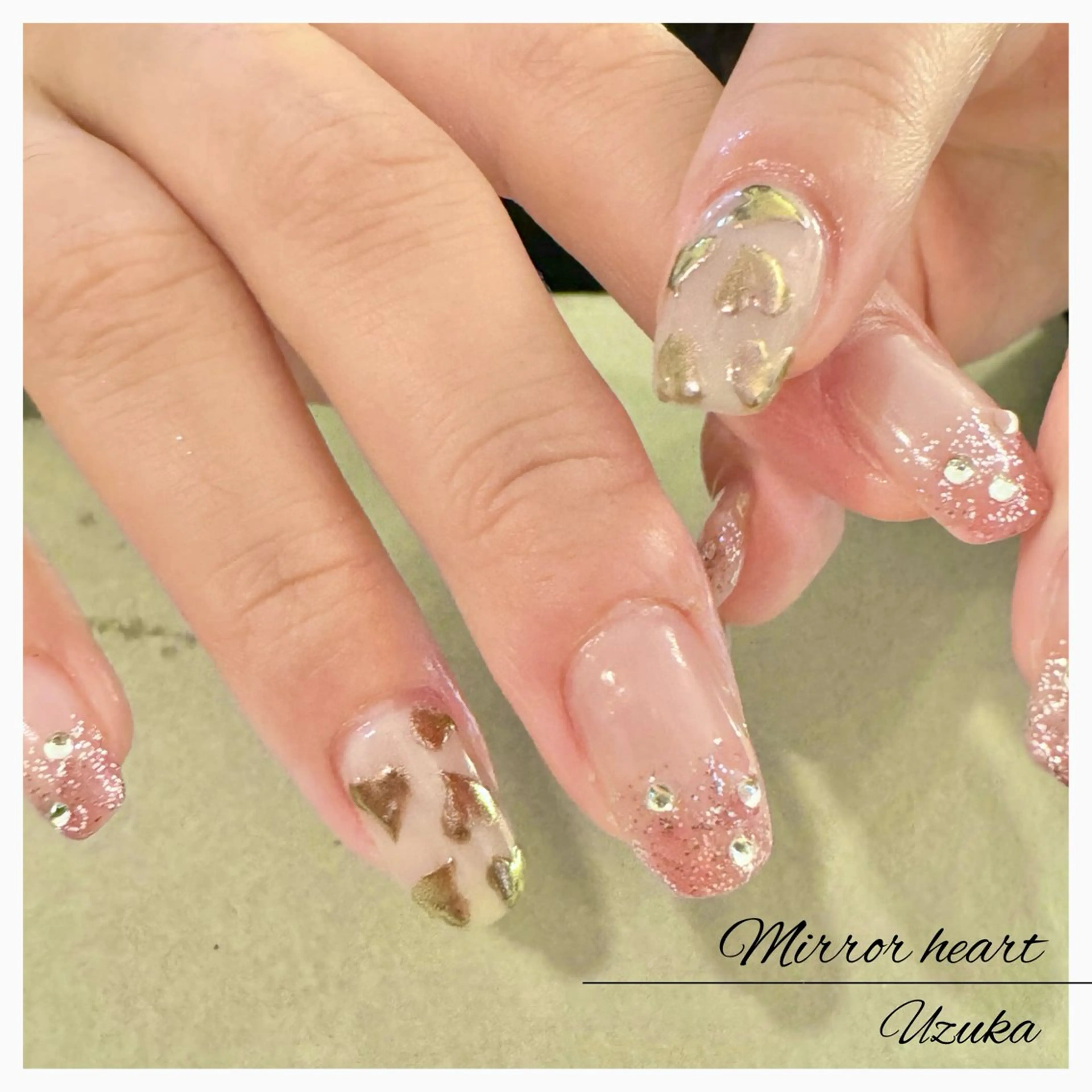 ネイル ハート ミラーネイル 持ち込み ピンク 【 enn 】 Uzuka Yukaのネイルデザイン