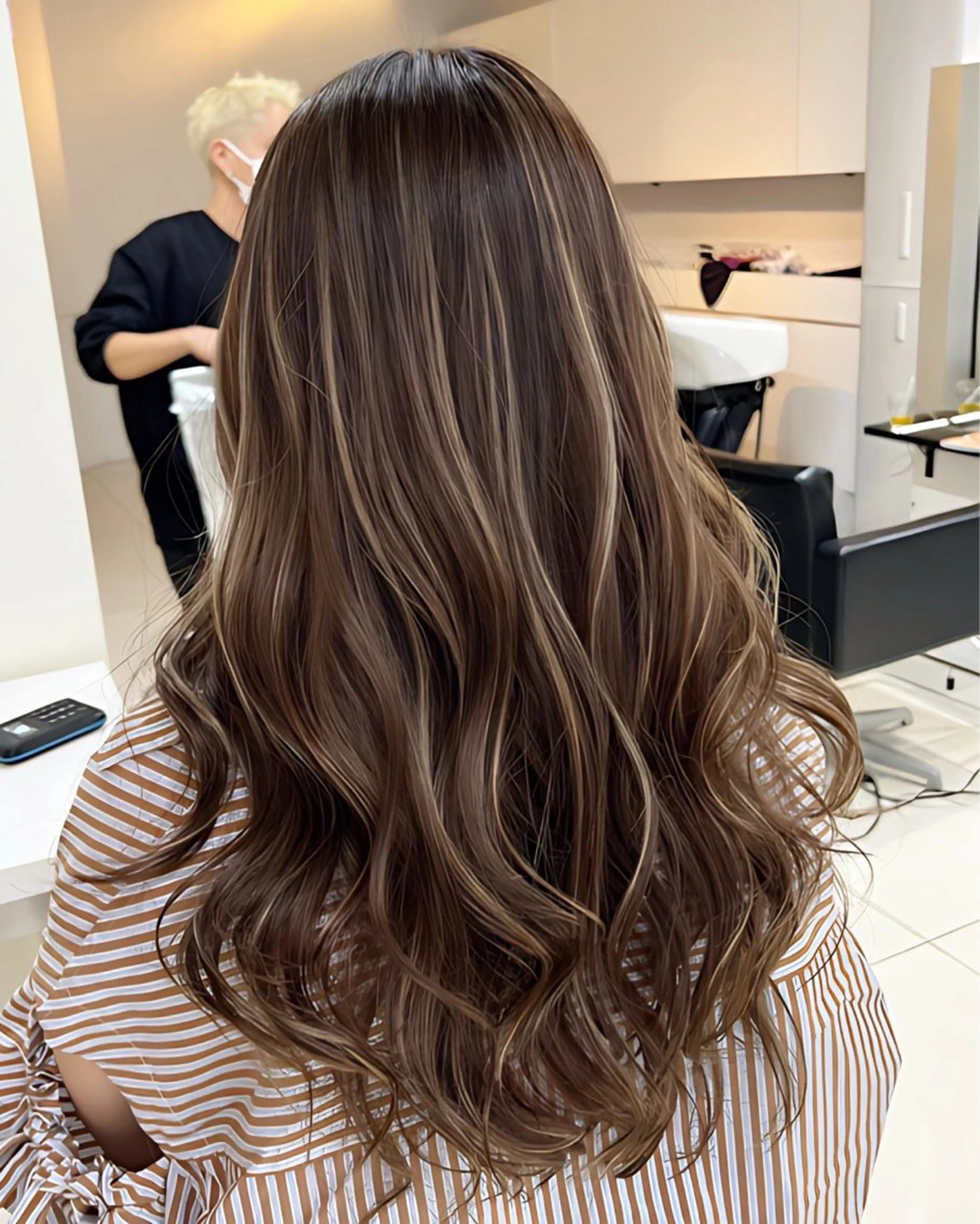 カラー beige/ 海碧のヘアスタイル