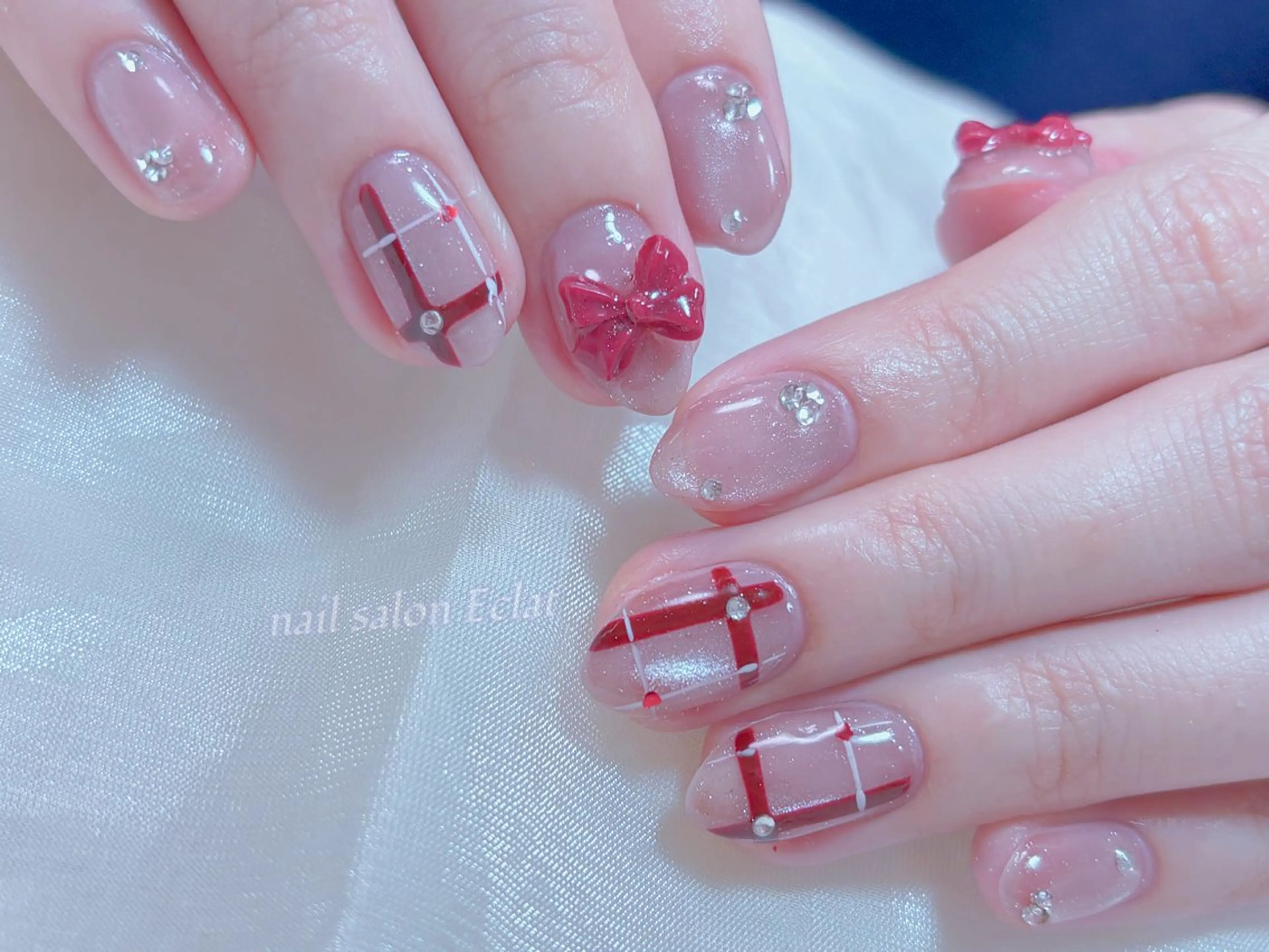 ネイル ネイルサロンエクラ 🫧Shizukaのネイルデザイン