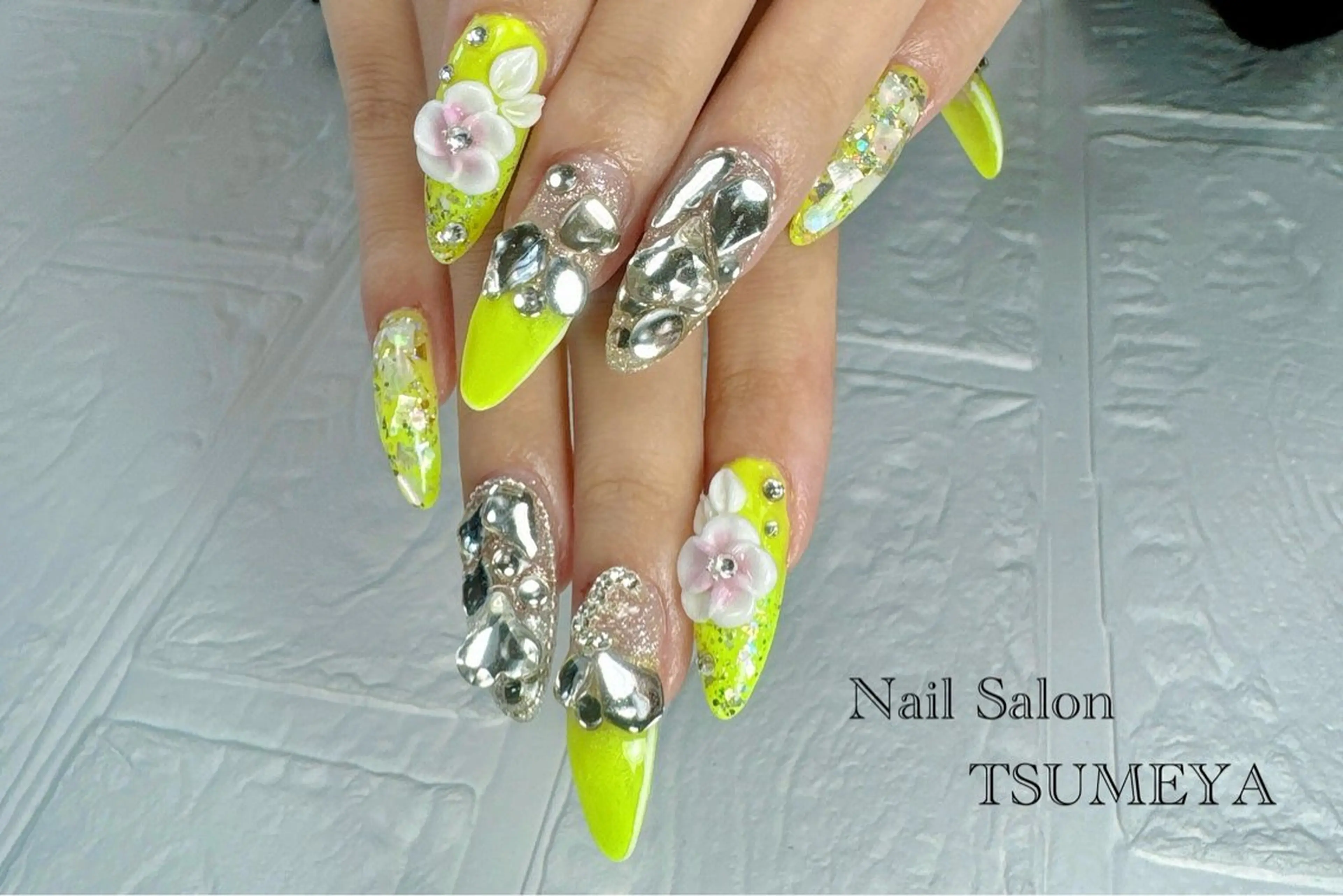 ロング TSUMEYA KONのネイルデザイン