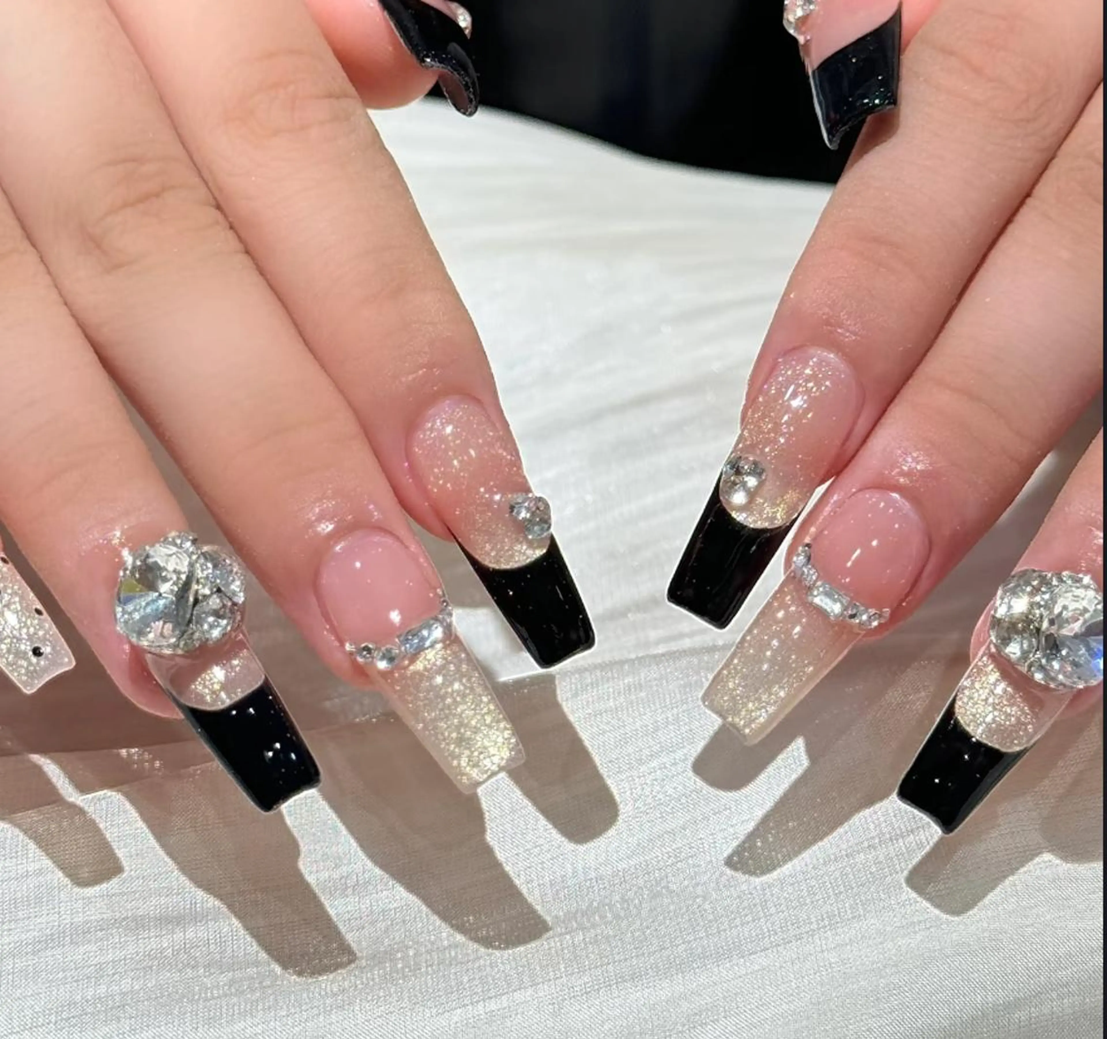 ネイル ハンドネイル 🎀 NaNa_nailのネイルデザイン