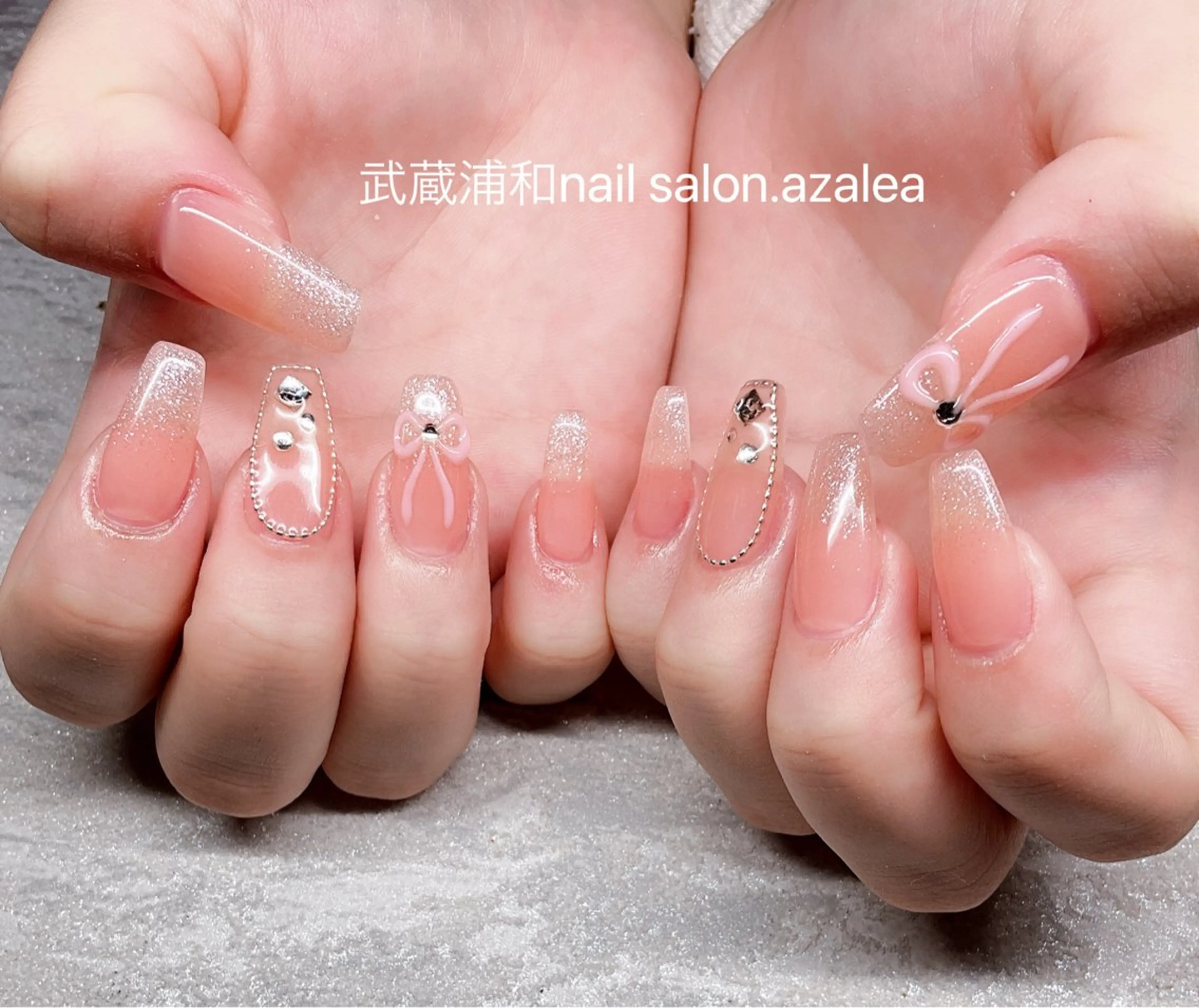 ネイル ハンドネイル R inのネイルデザイン