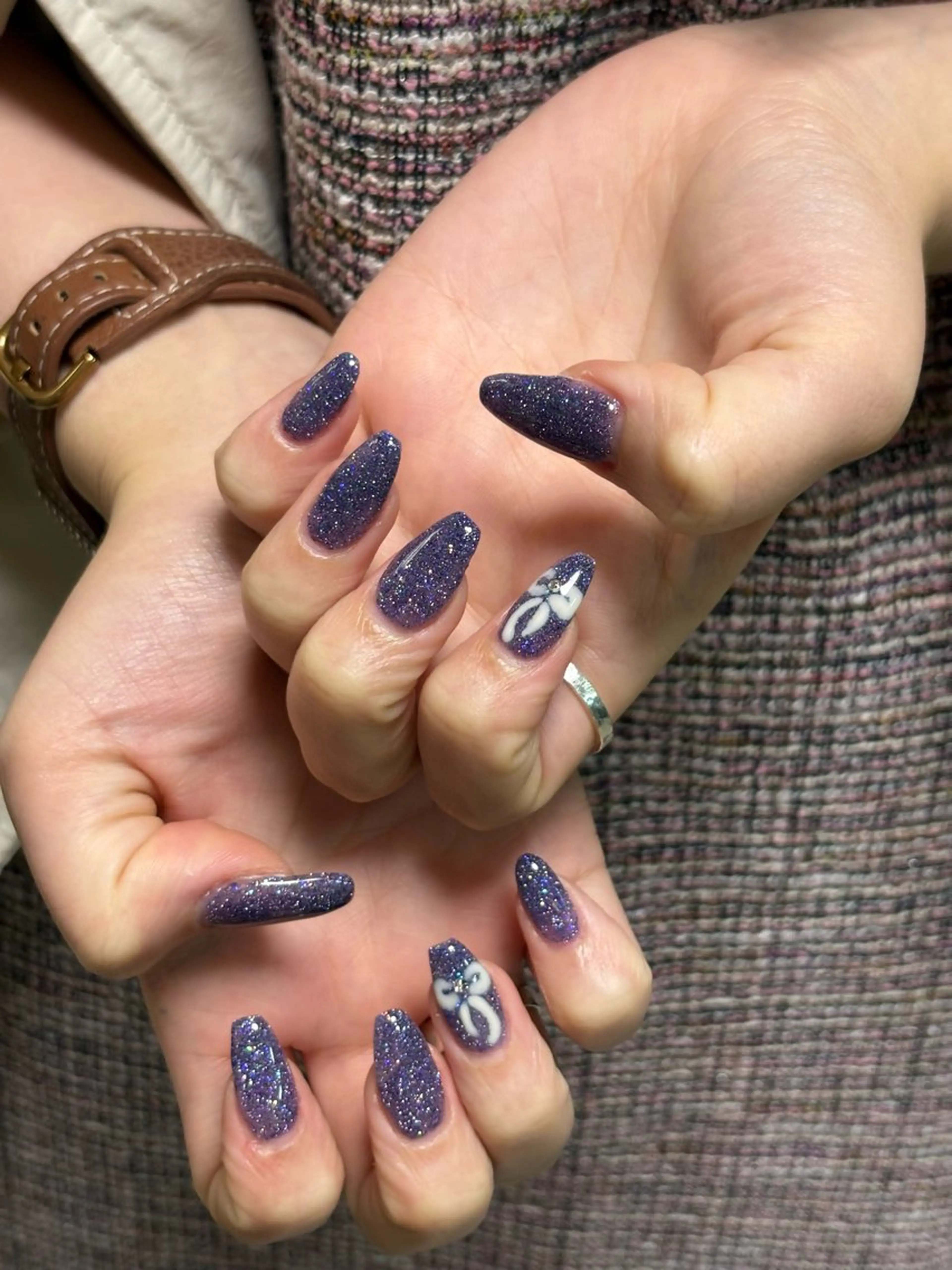 ネイル キラキラネイル リボン ハンドネイル フットネイル mieux YUKoのネイルデザイン