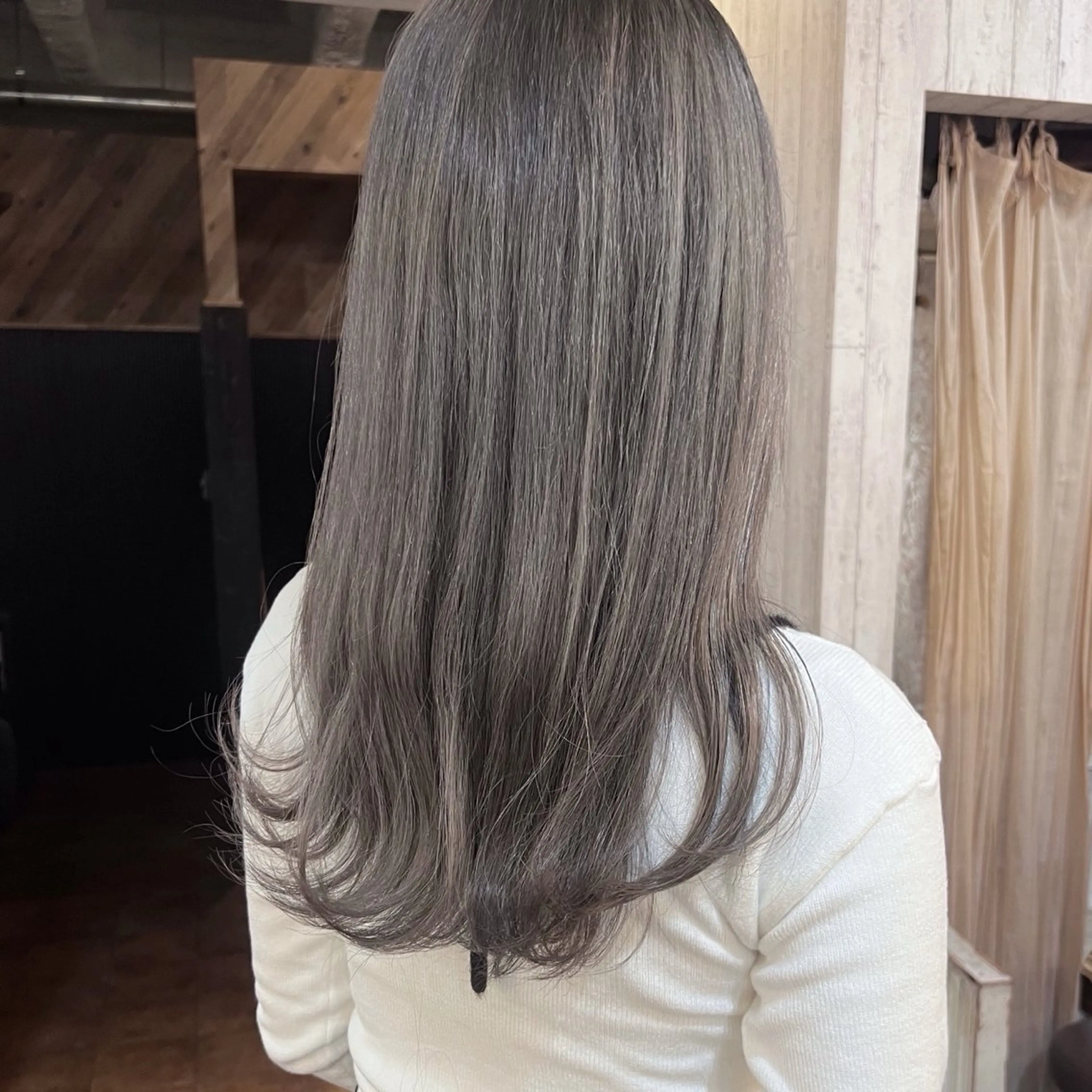 セミロング 🔆学生に人気🔆 AEQUITASのヘアスタイル