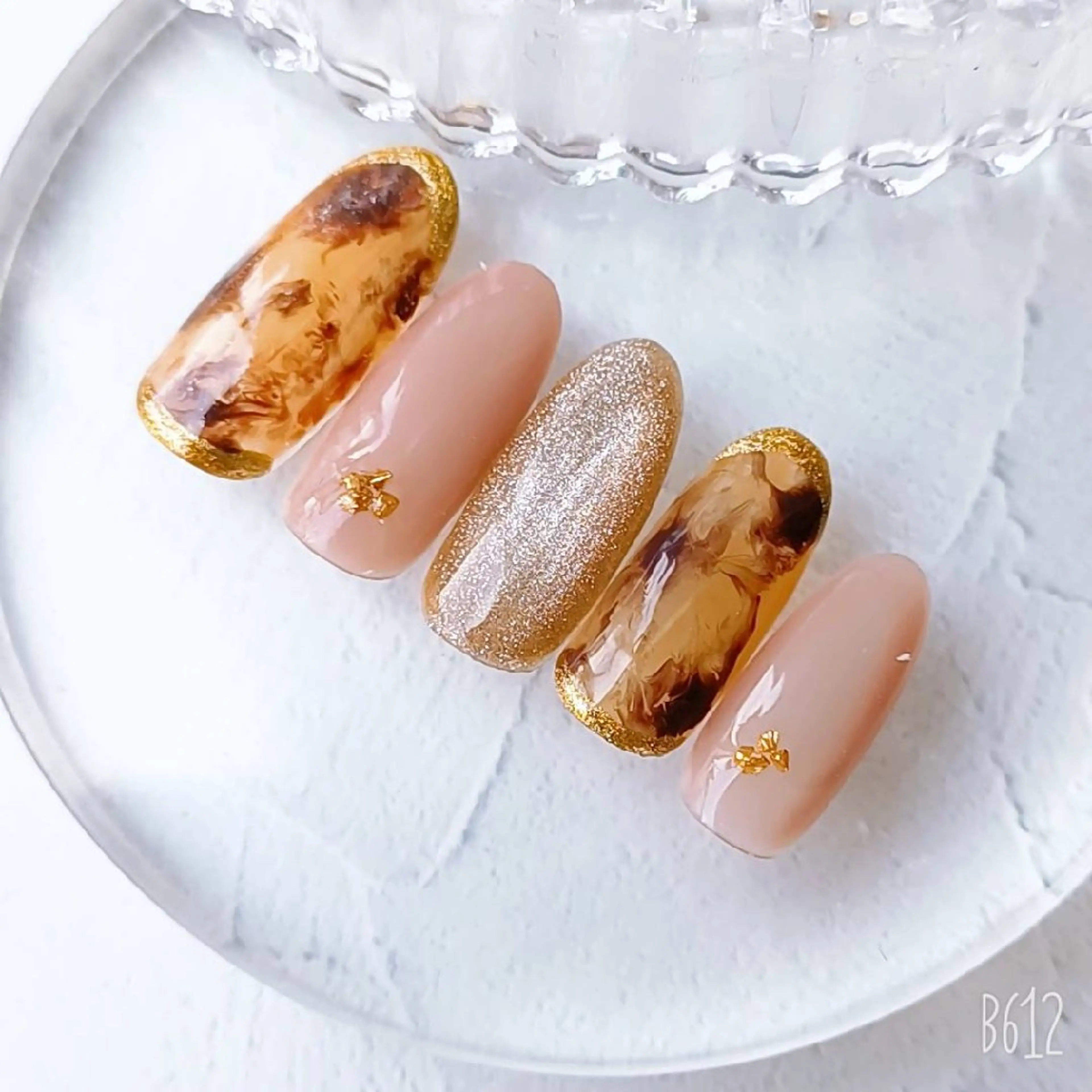 ネイル 本間 いつみのネイルデザイン