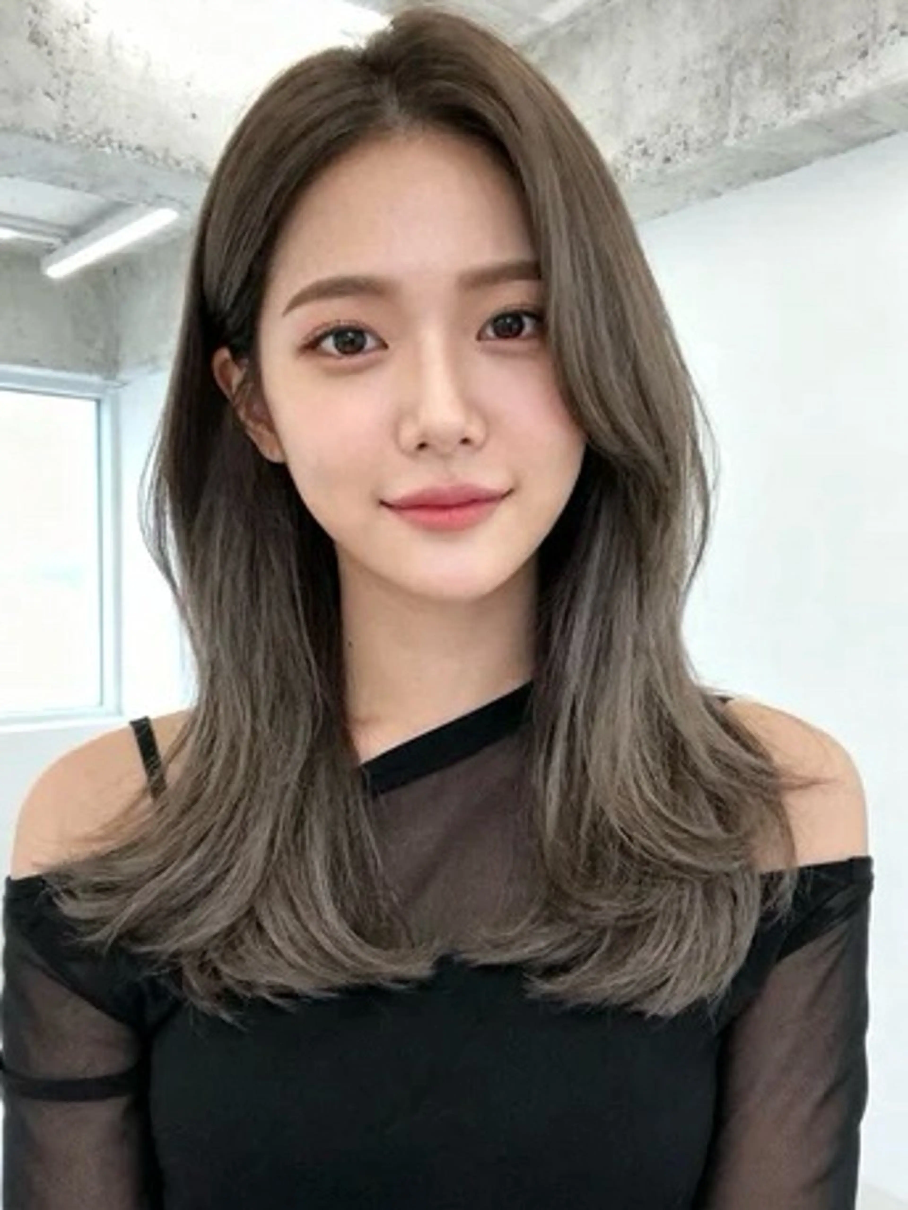 セミロング カラー アディクシーカラー 透明感カラー くびれヘア 顔まわりレイヤー 韓国風ヘア カット ヘアカラー トリートメント 韓国レイヤーカット 🫧大阪梅田レイヤーのヘアスタイル