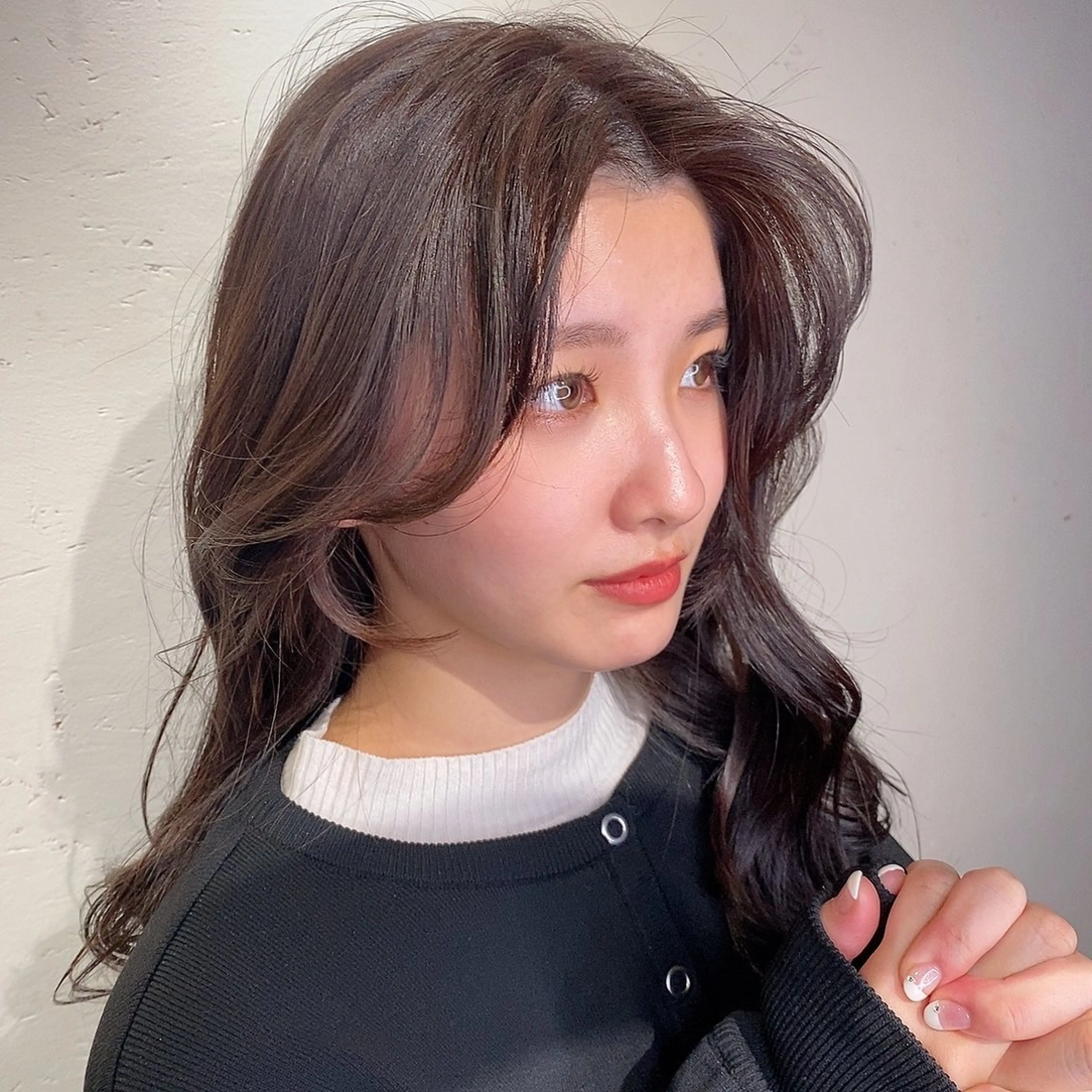 ロング 顔周りカット レイヤーカット 小顔カット カット トリートメント ヘアー.ネイル二刀流 misa🫧のヘアスタイル