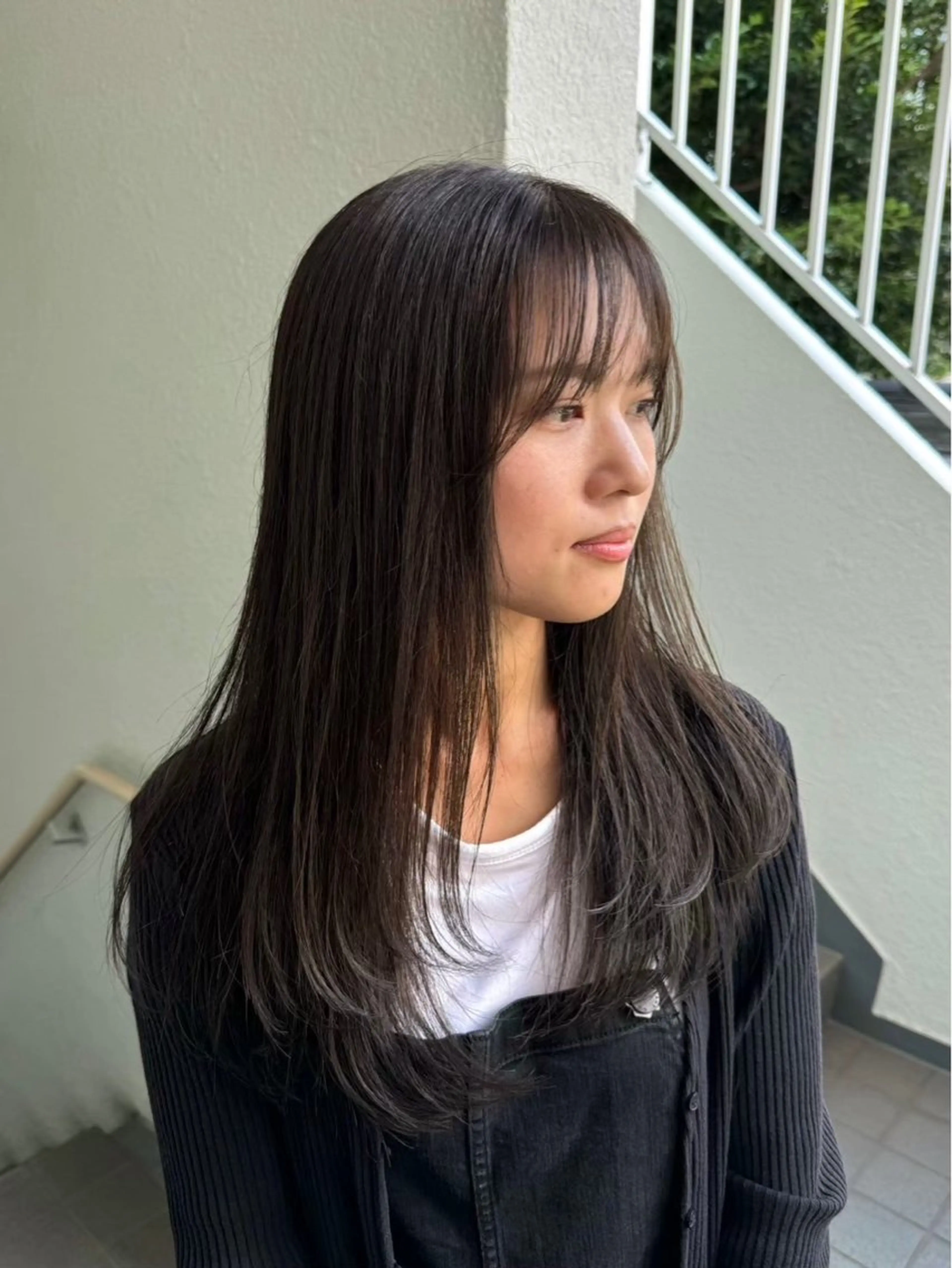 セミロング LOREN＋透明感 オリーブhirokoのヘアスタイル