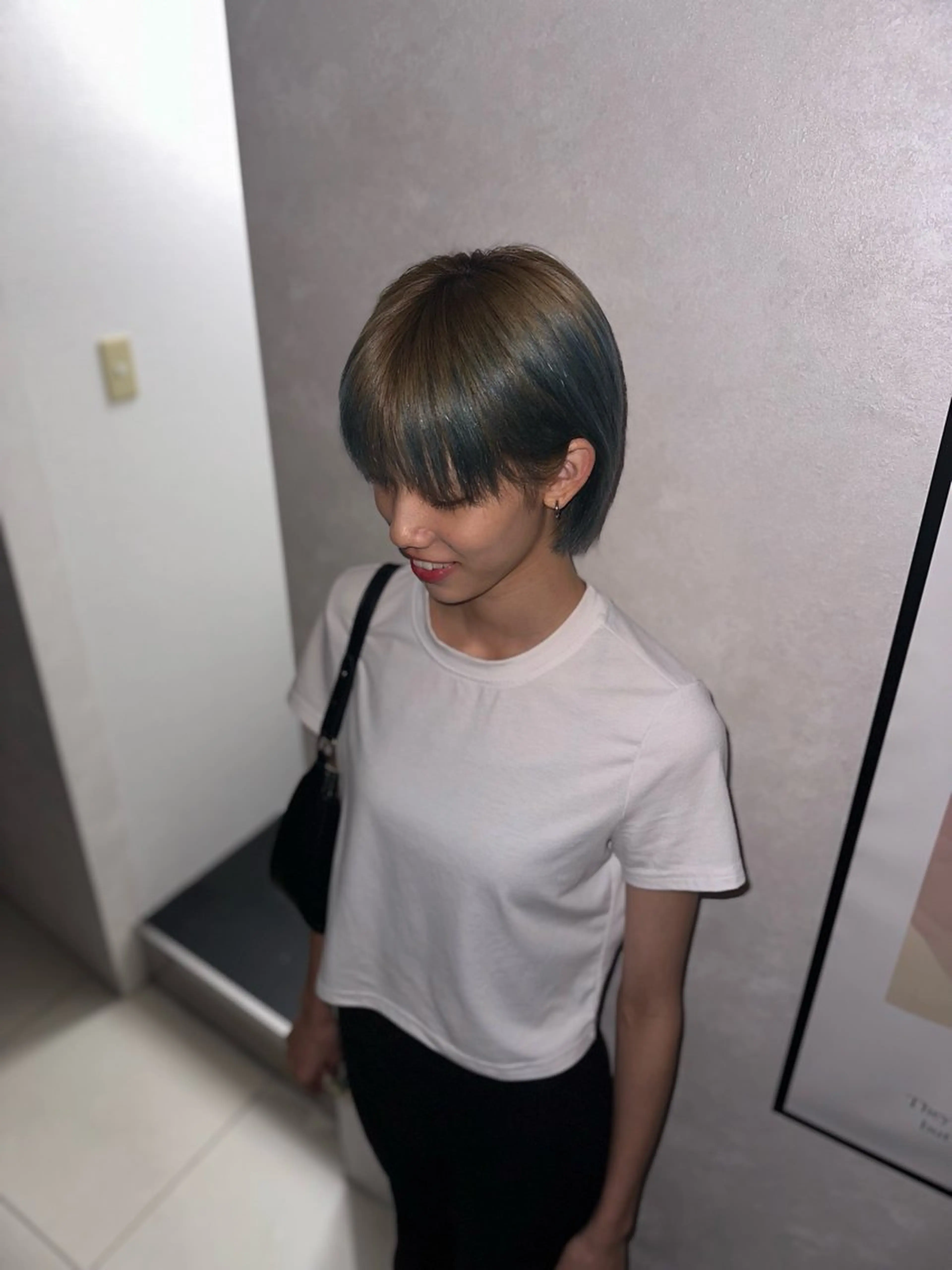 ショート カラー 花野 郁登のヘアスタイル