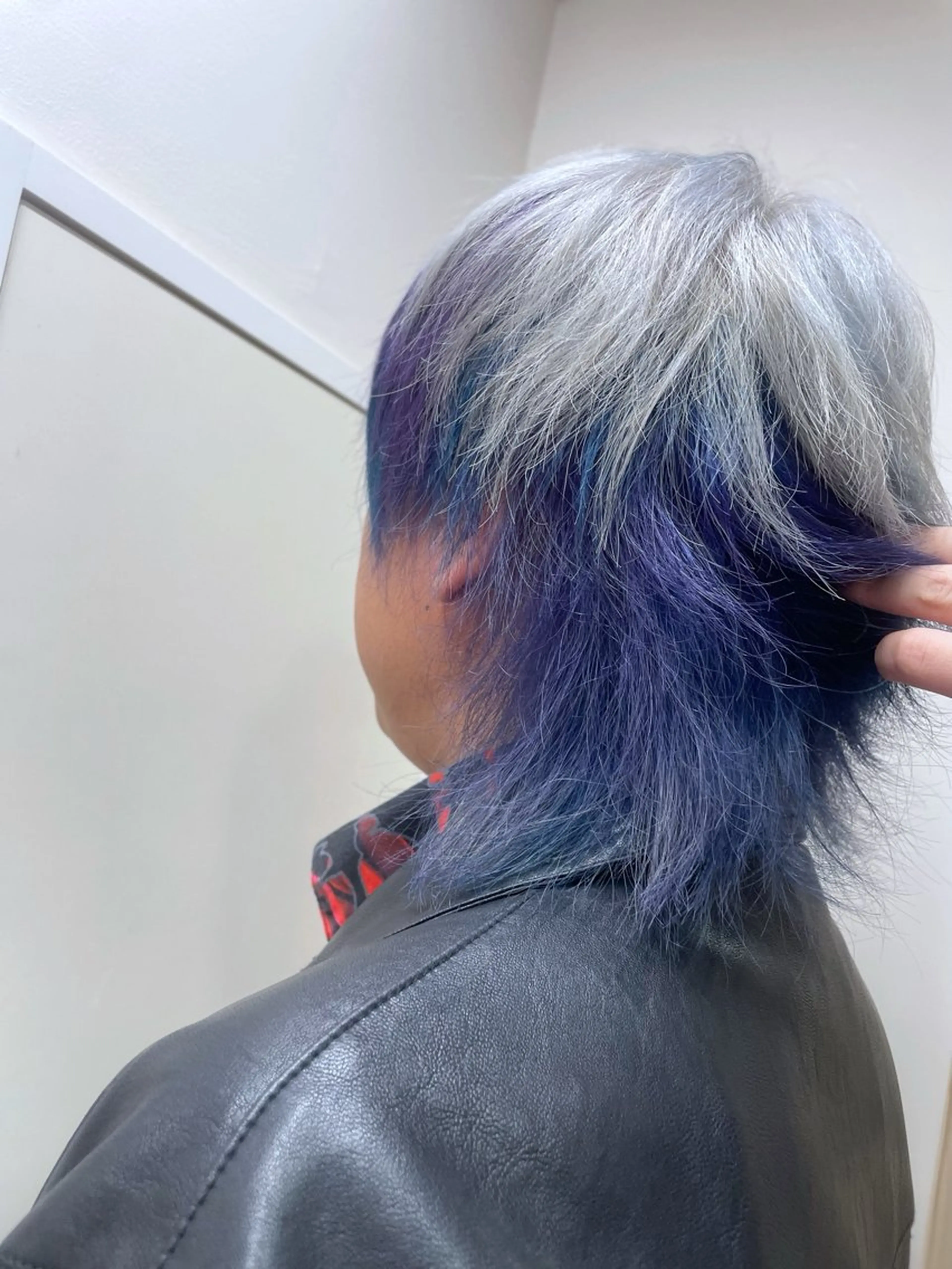 ミディアム カラー メンズ EMANON新宿南口所属・ケアブリーチ×艶カラ ー️🫧Shioriのヘアスタイル