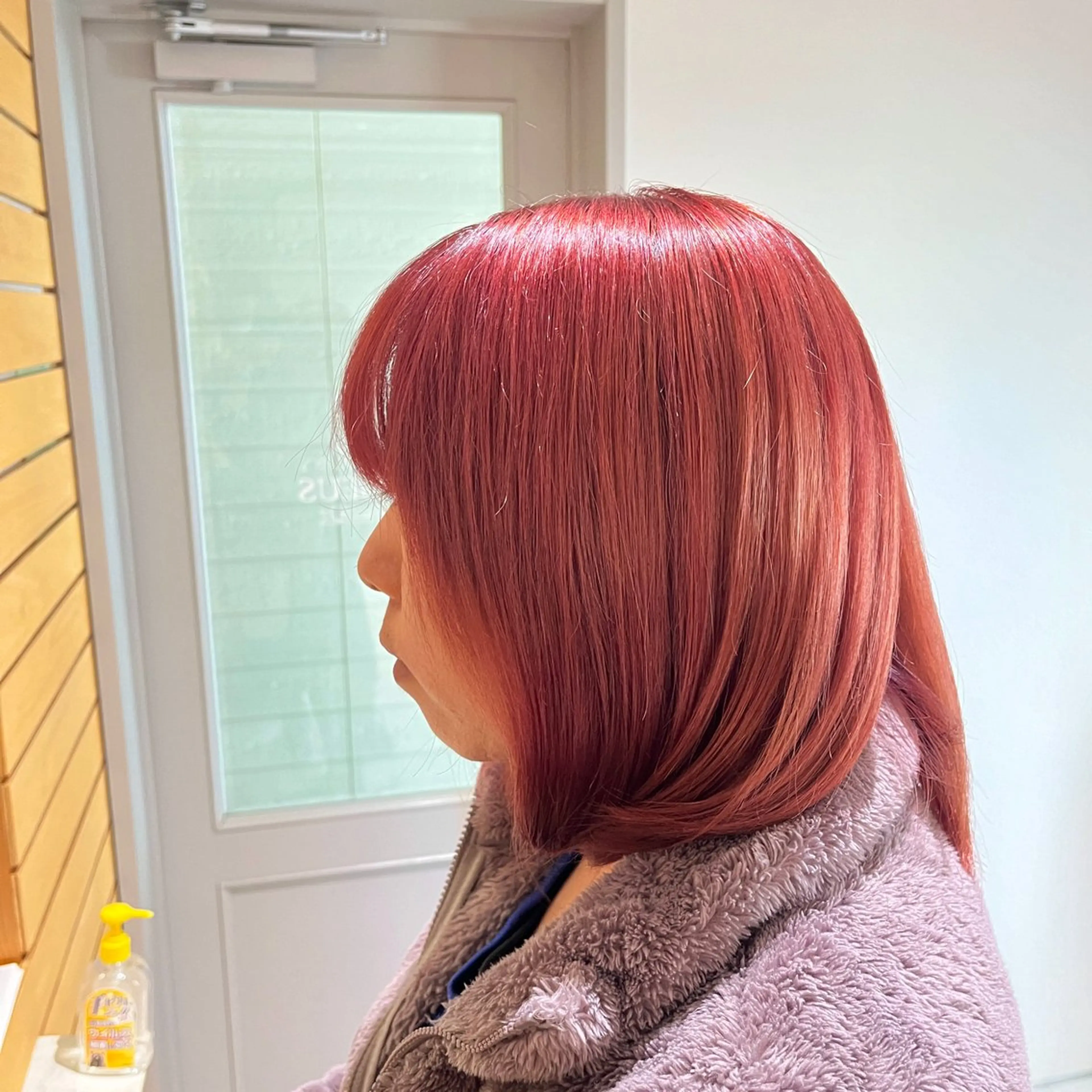 ミディアム カラー ブリーチ ヘアカラー トリートメント RUBEUS【ルベウス】所属・✨艶々カラー🎨 杉本賢人のヘアスタイル