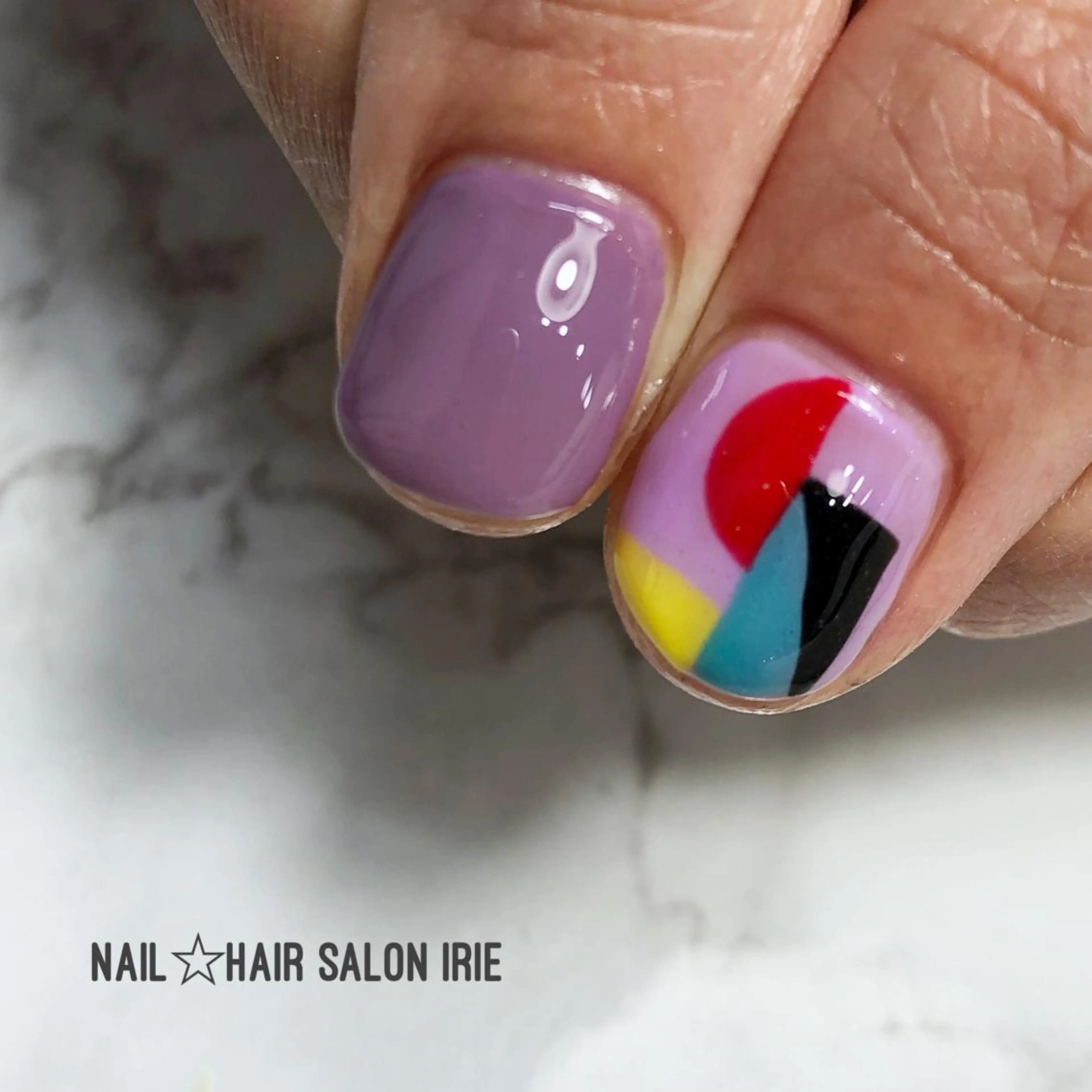 ネイル Hair salon Irie所属・與儀 知佳のネイルデザイン