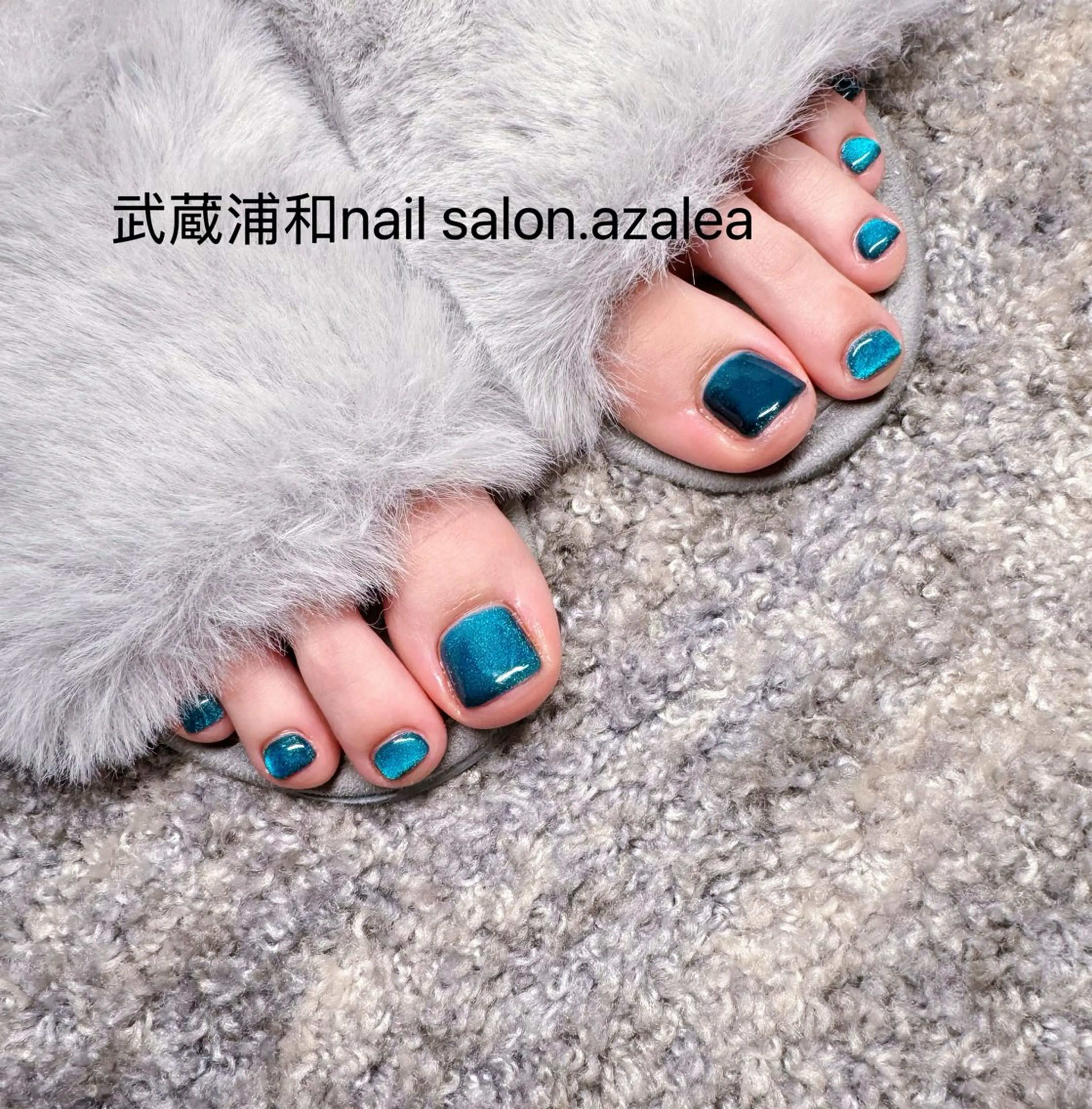 ネイル フットネイル R inのネイルデザイン