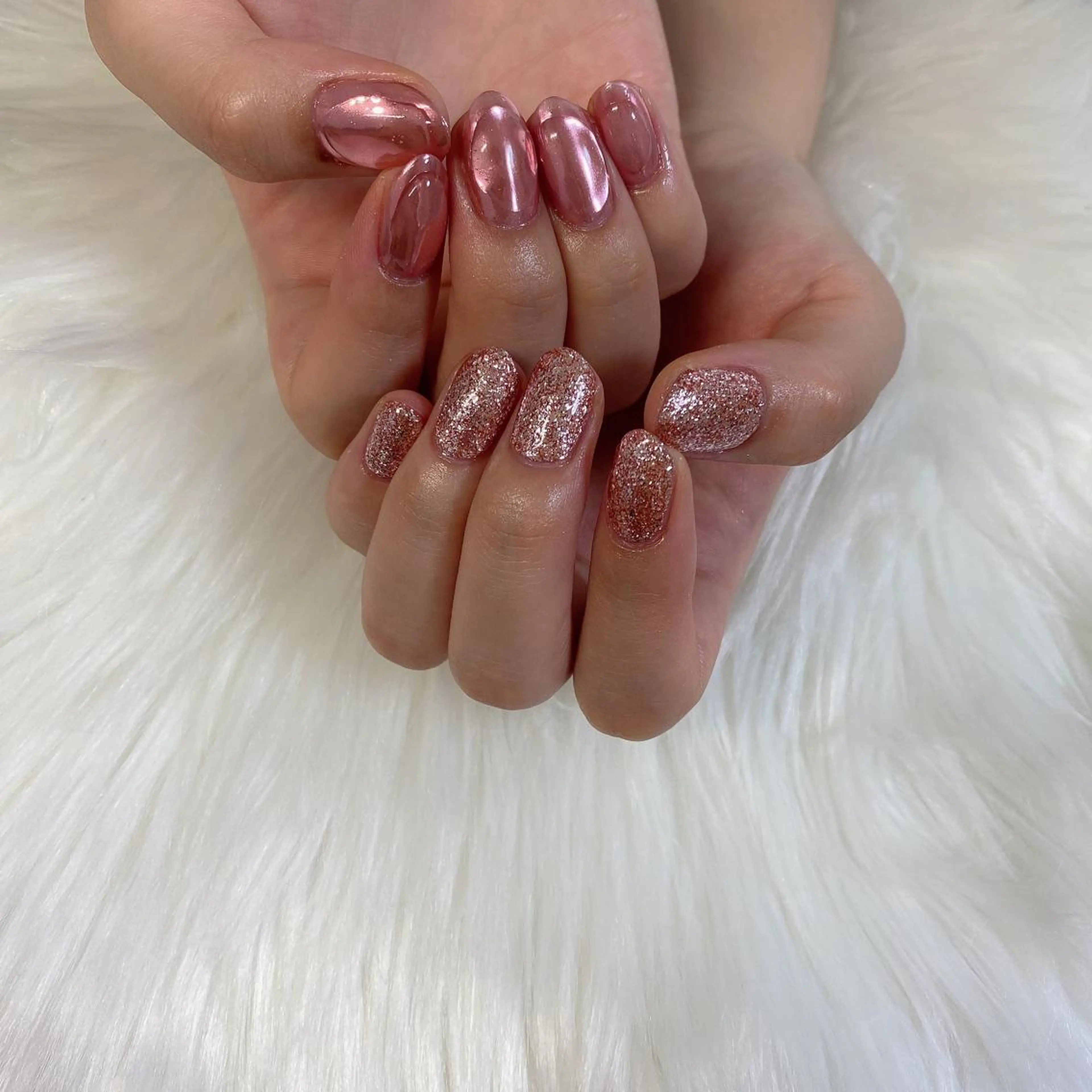 ネイル ハンドネイル 西岡 杏のネイルデザイン