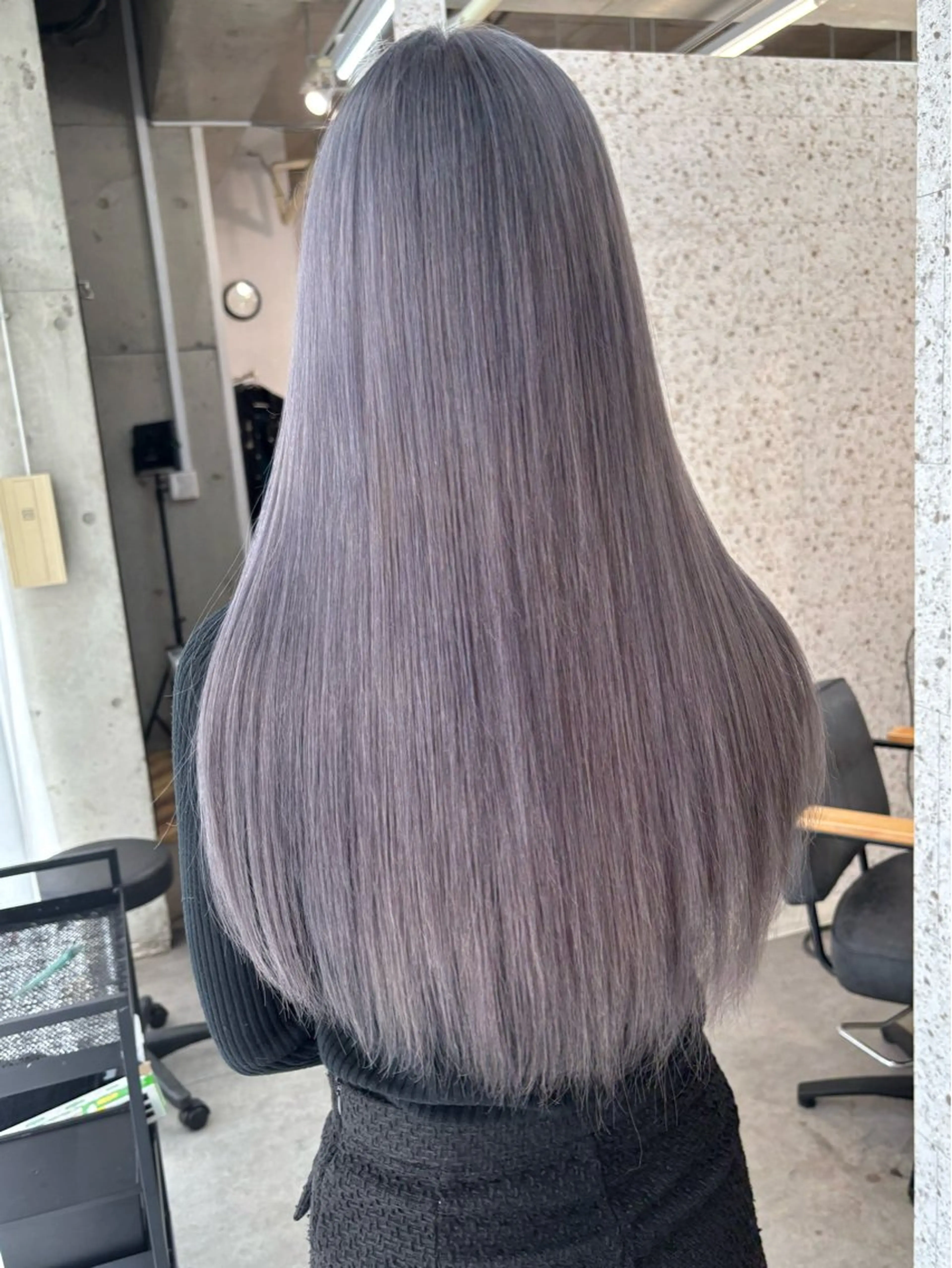 ロング カラー ラベンダーカラー シルバー ヘアカラー lani hair salon所属・SHOTO ハイトー ン/デザインカラーのヘアスタイル