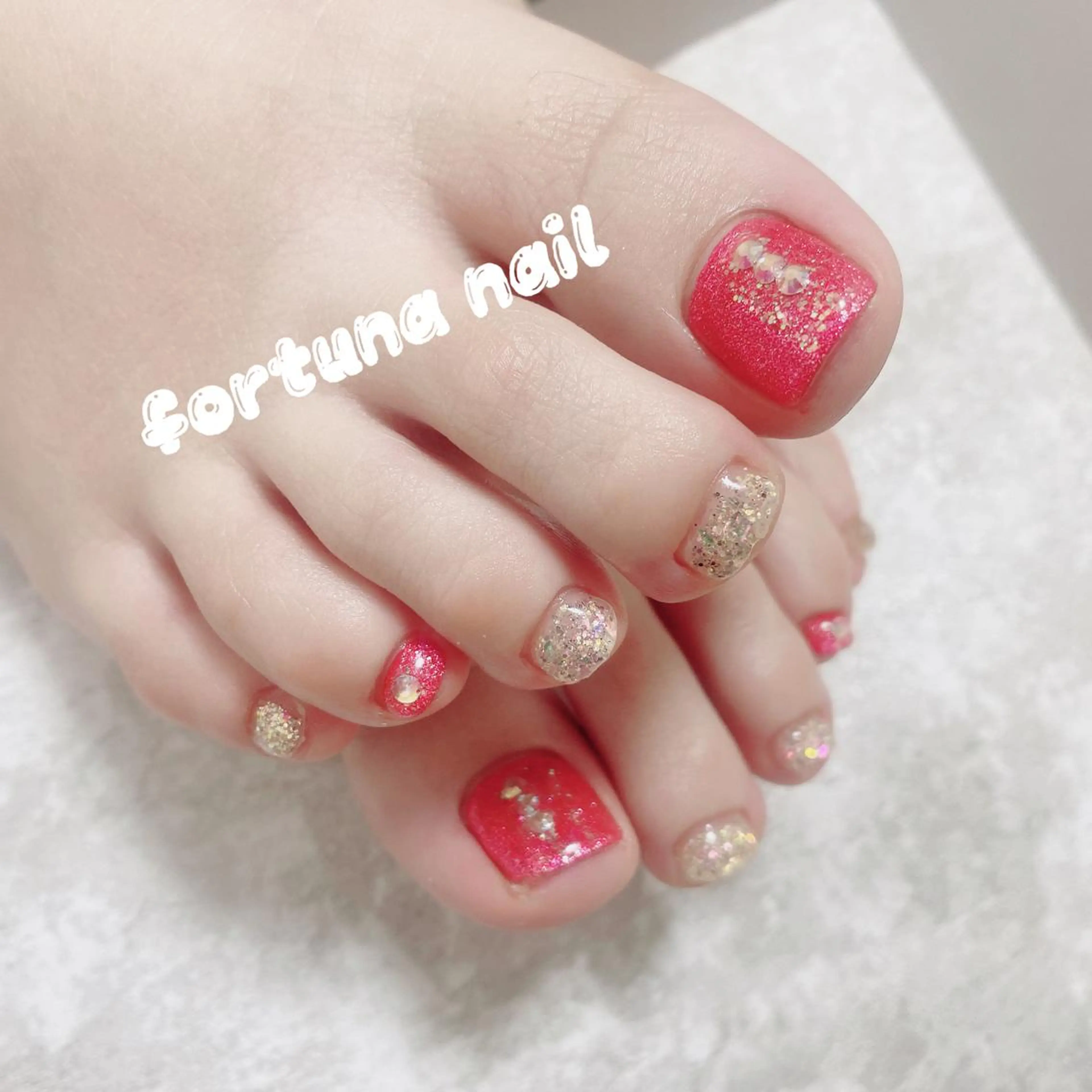 ネイル フットネイル Nail •Head スパFortunaのネイルデザイン
