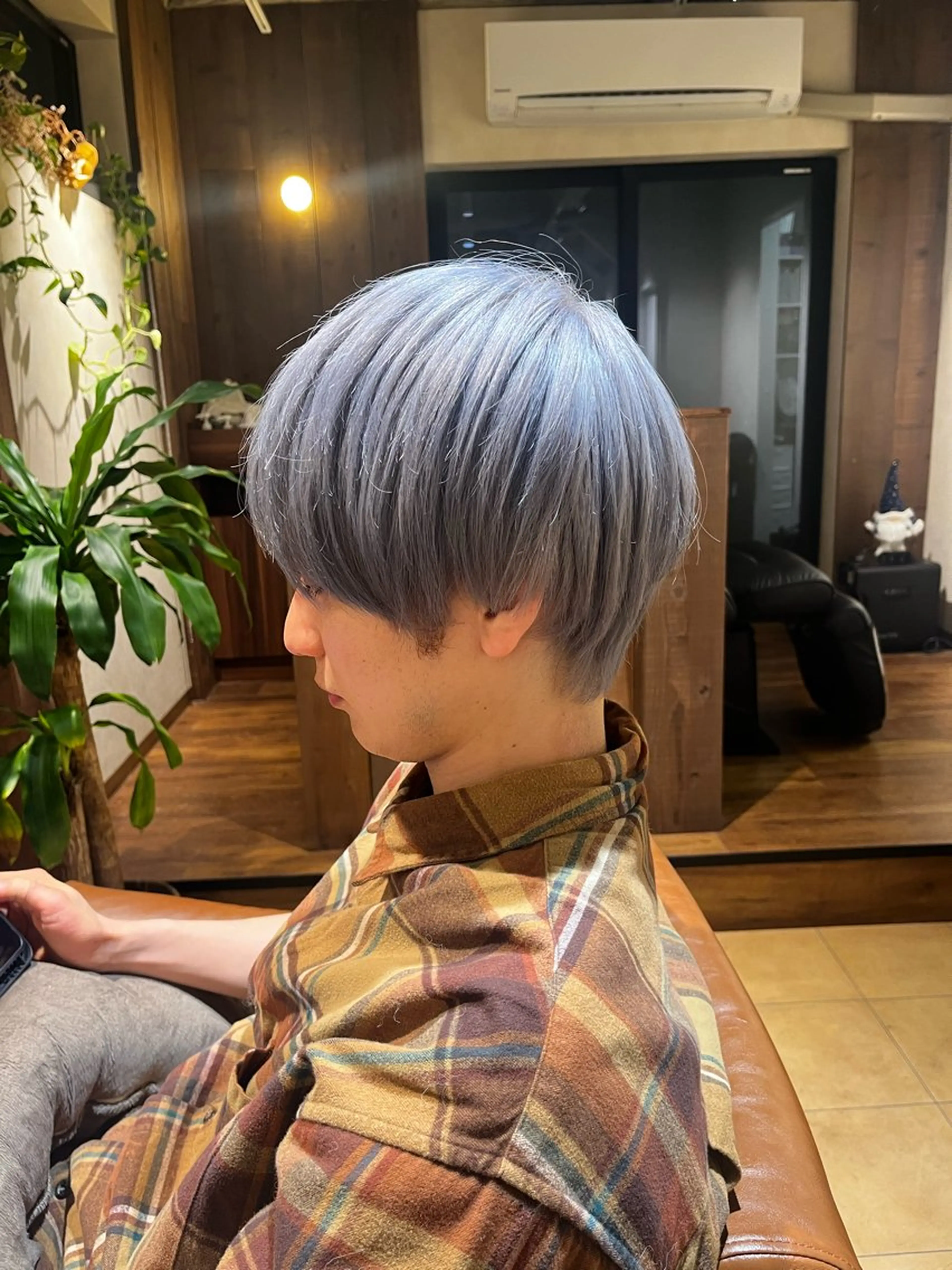 メンズ メンズブリーチ ヘアカラー end roll りんのヘアスタイル