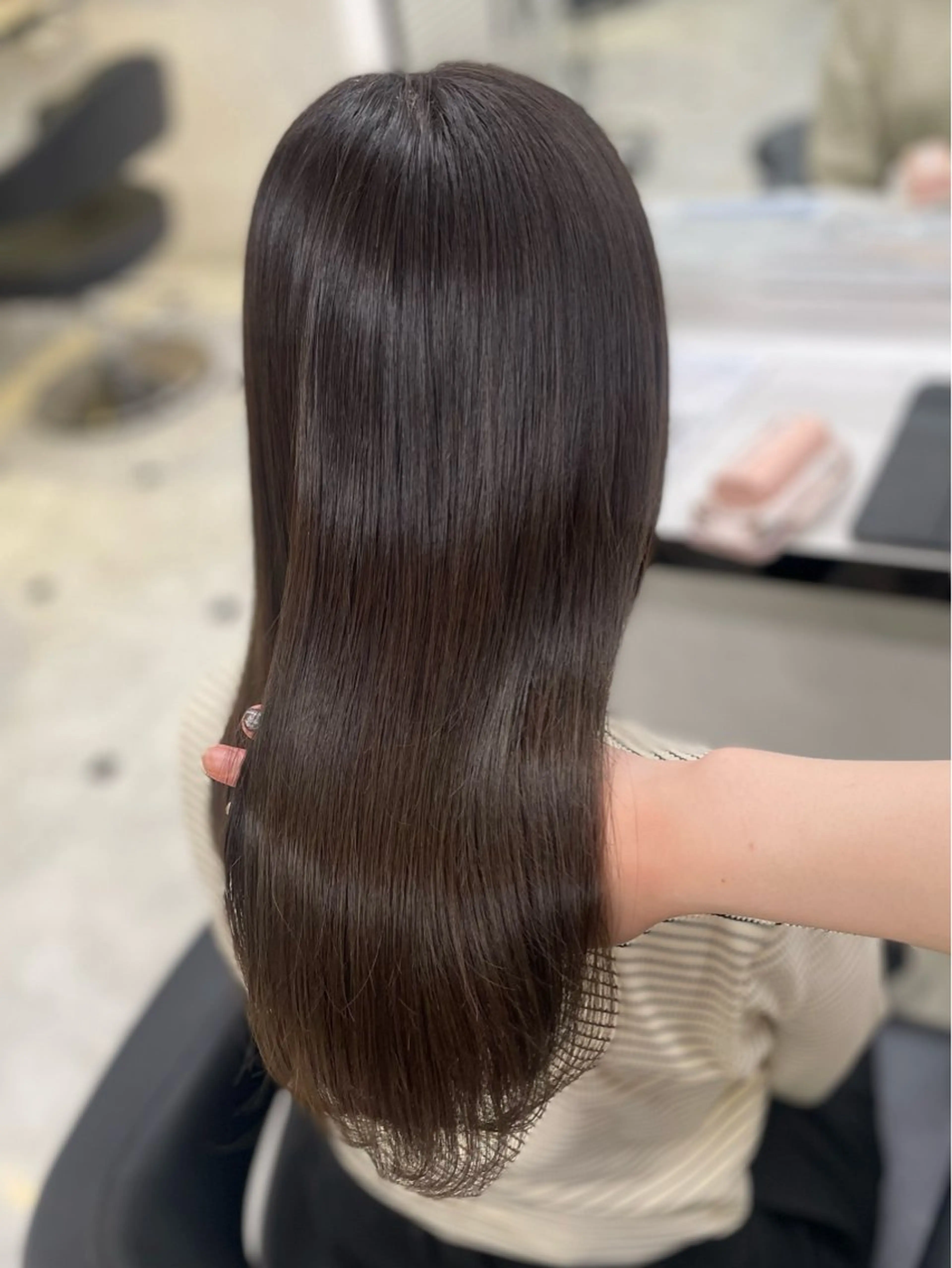 ミディアム カット ヘアカラー うる艶トレンドヘア 🕊️上野BABYのヘアスタイル