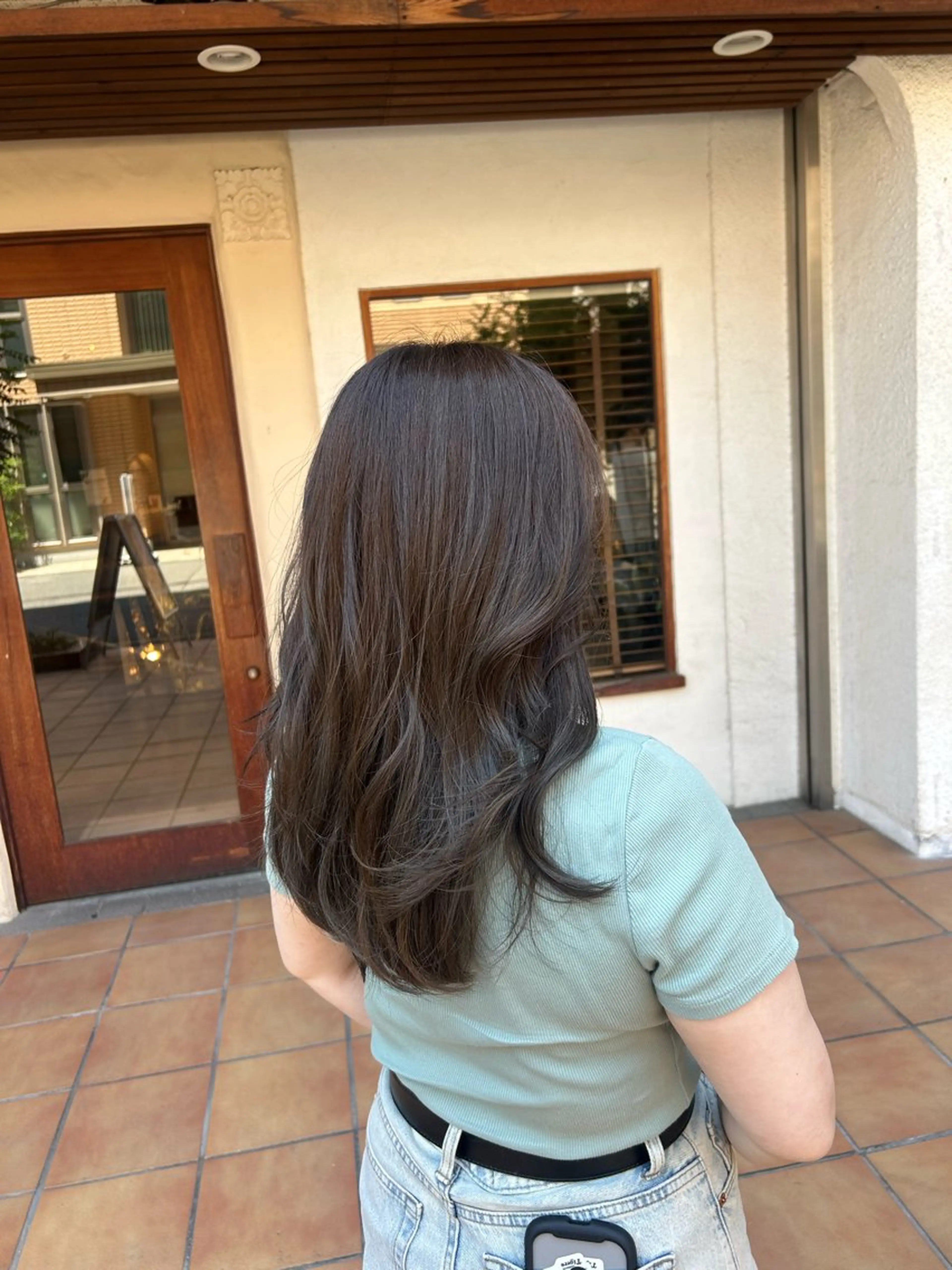 ロング カラー putri 川邉 優花のヘアスタイル