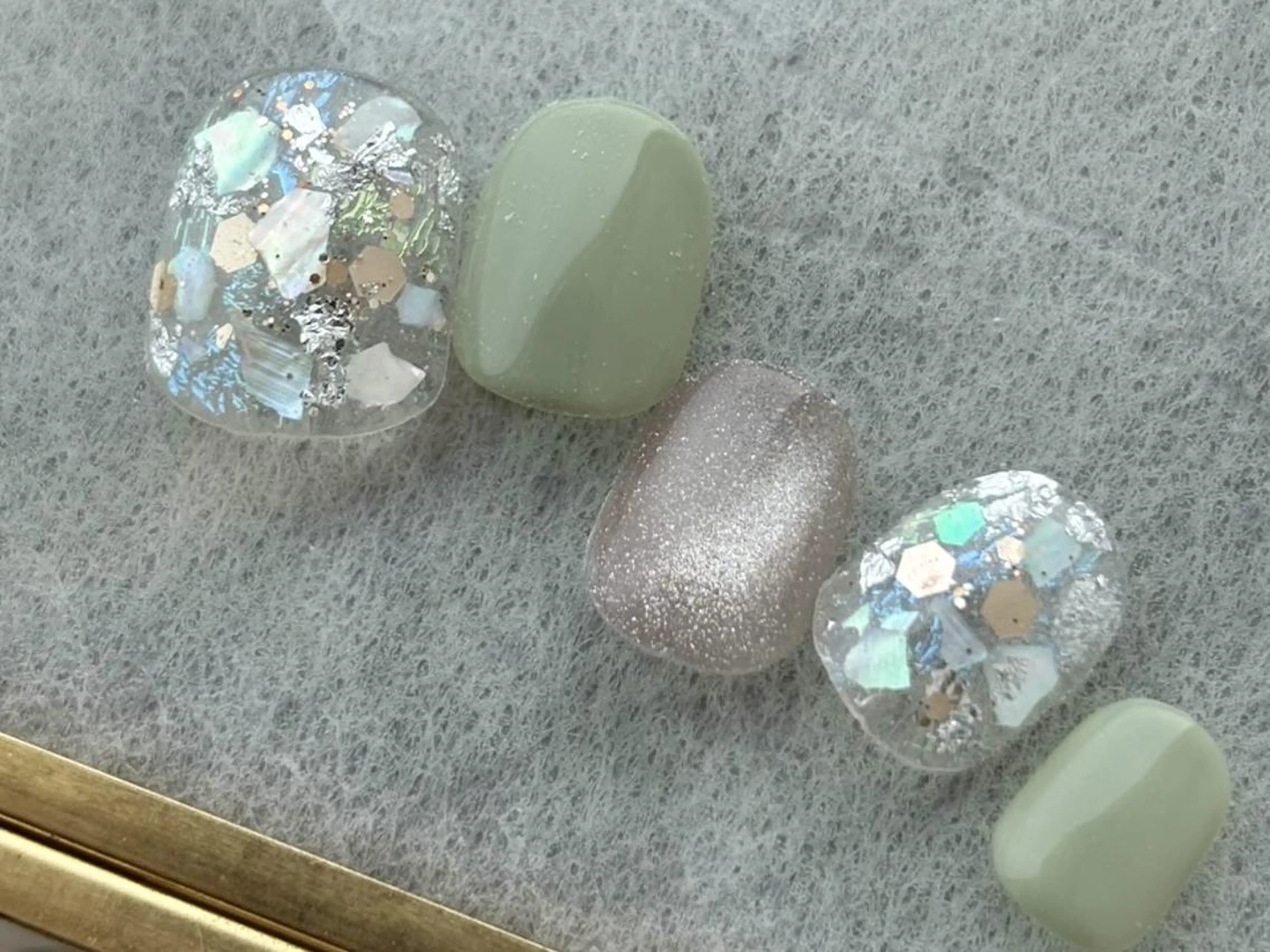 ネイル earth 粕谷美璃のネイルデザイン