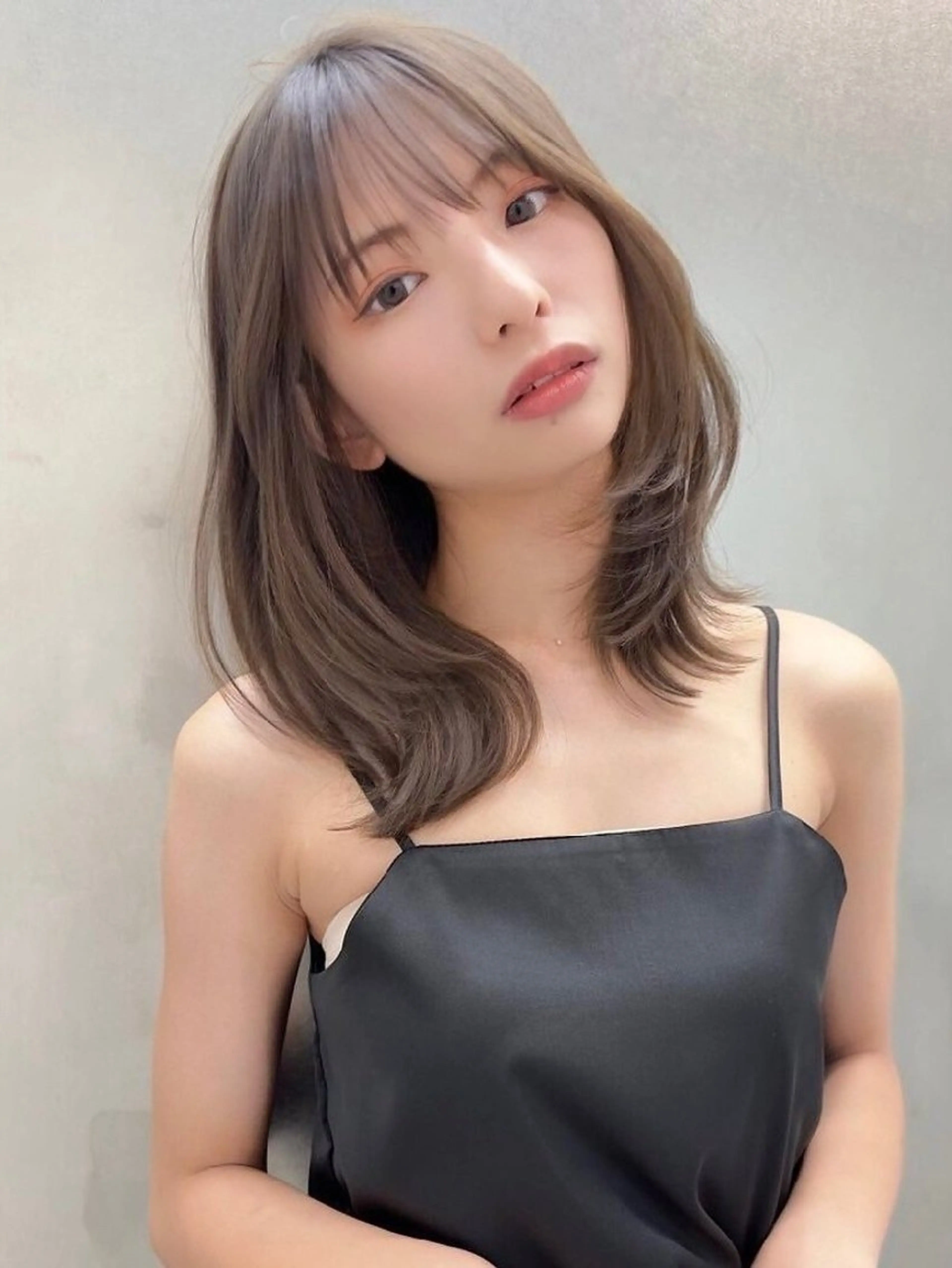 ミディアム カラー ミディアムレイヤー くびれヘア 顔周りカット レイヤーカット カット ヘアカラー トリートメント SOYON豊田市駅店所属・髪質改善/ 上村旺武のヘアスタイル