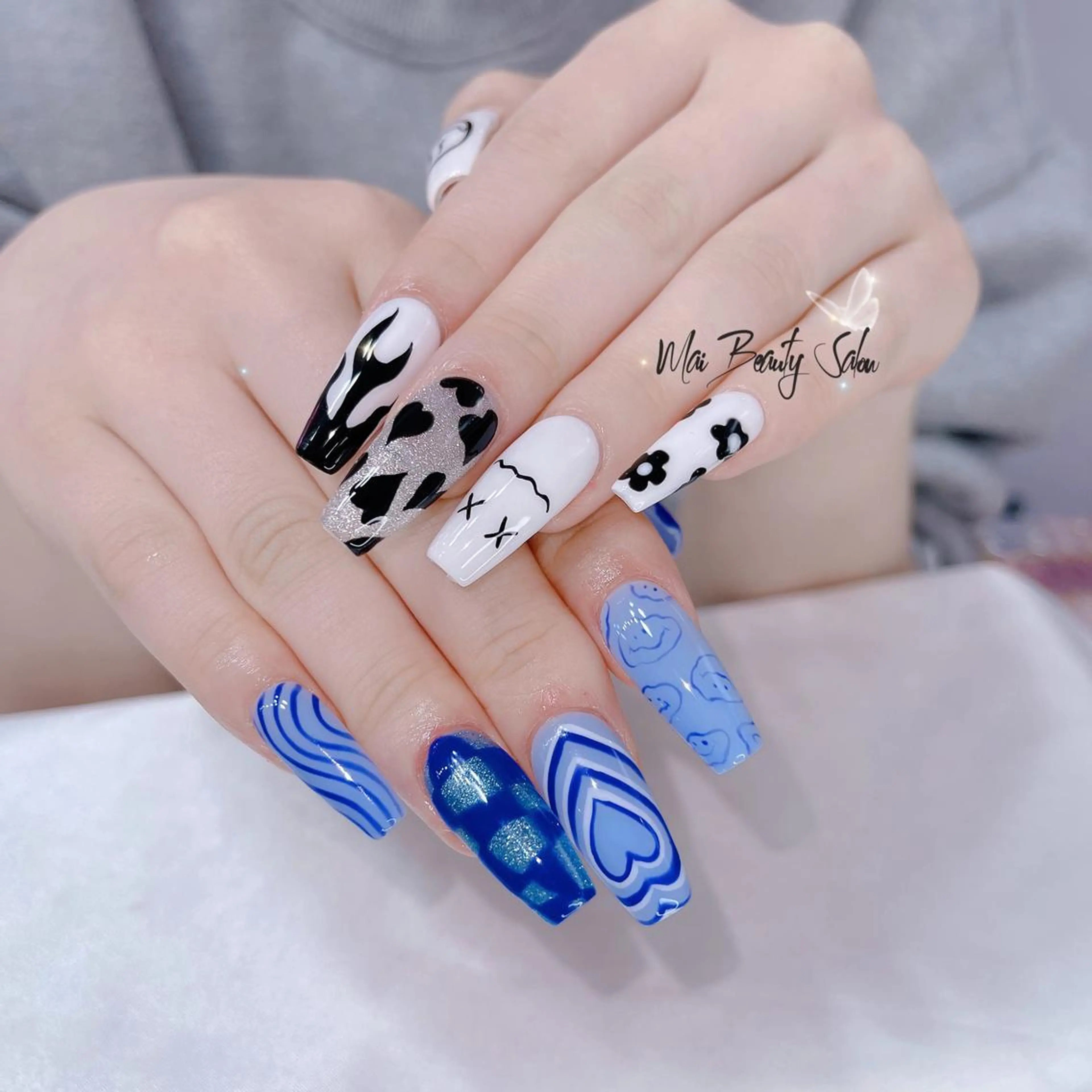 ネイル ジェルネイル パラジェル ワンホンネイル MaiBeauty マイ マイのネイルデザイン