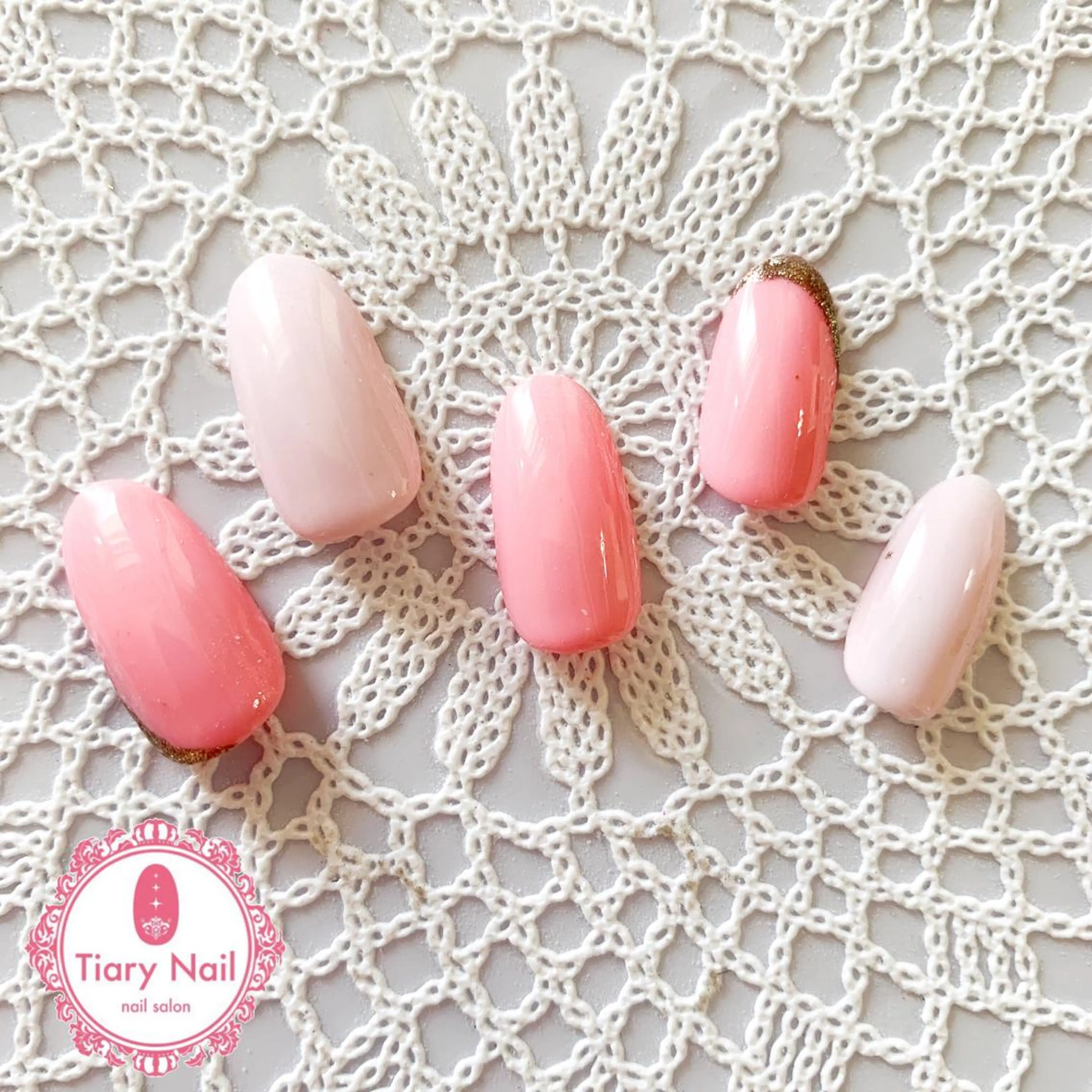 ネイル tiarynail K Kのネイルデザイン