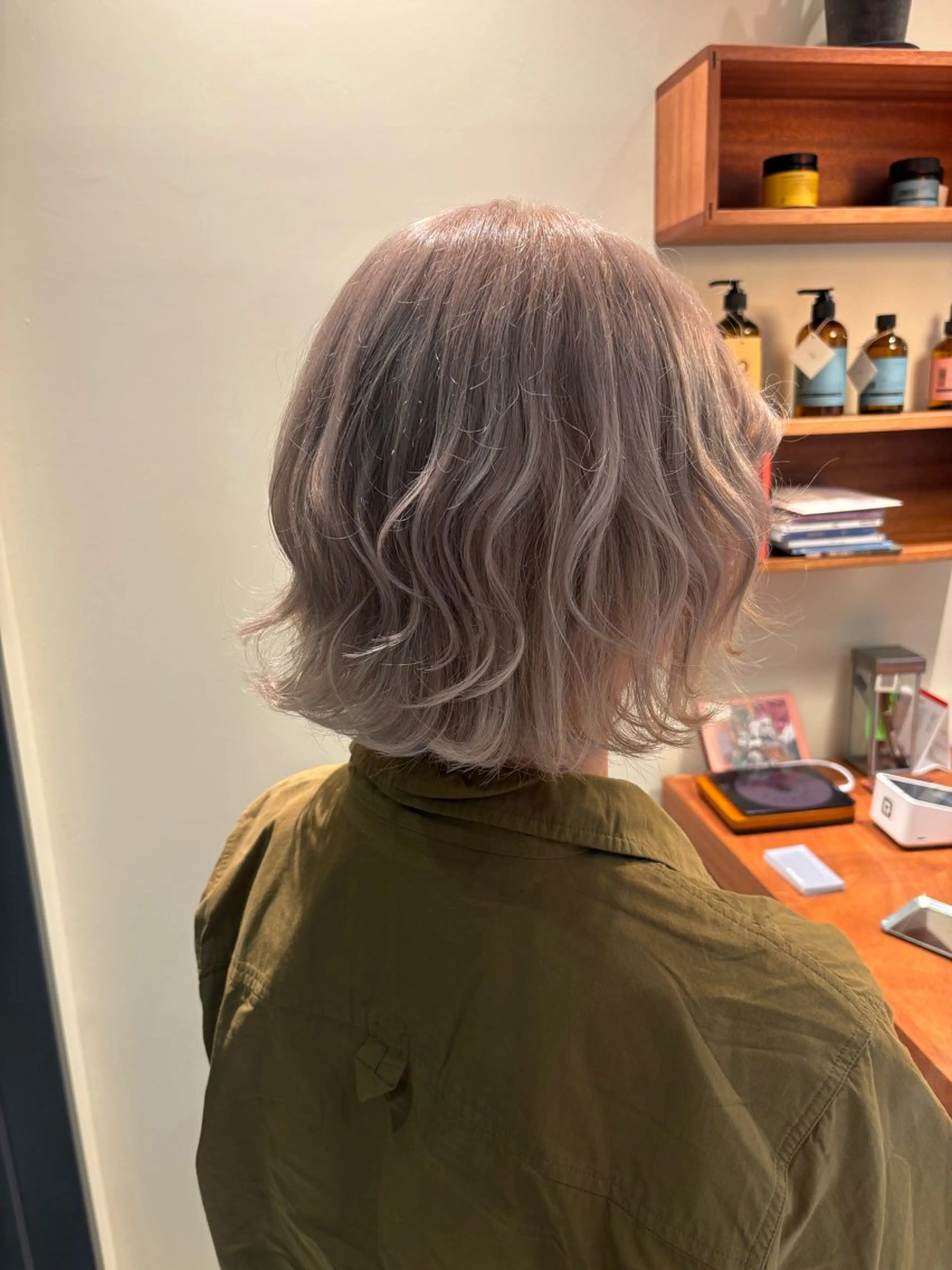 ショート カット ヘアカラー トリートメント aoi ♡グレージュ ・ベージュカラーのヘアスタイル